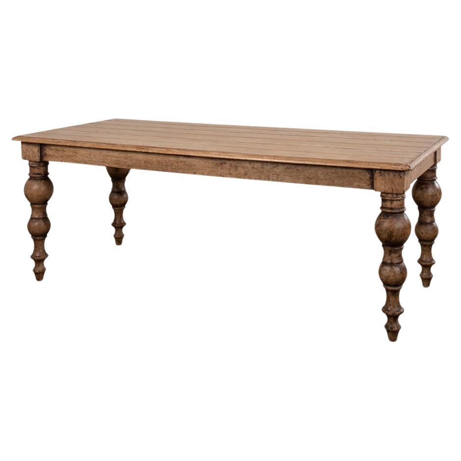 https://a.1stdibscdn.com/oak-farmhouse-dining-table-for-sale/f_8038/f_378459321704743772675/f_37845932_1704743772872_bg_processed.jpg