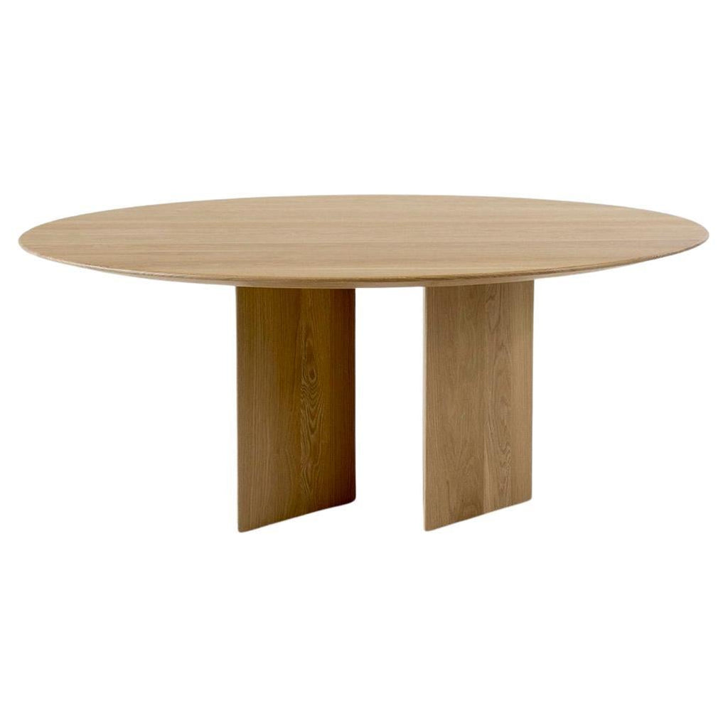 https://a.1stdibscdn.com/claste-great-expectations-round-table-in-white-oak-for-sale/f_16392/f_381598921706561922853/f_38159892_1706561923142_bg_processed.jpg