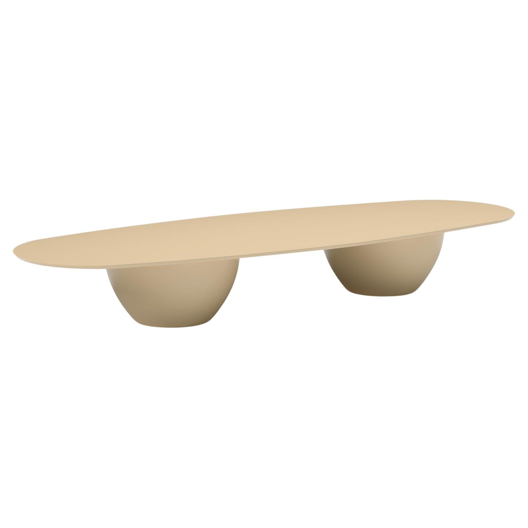 https://a.1stdibscdn.com/12-seater-outdoor-dining-table-lacquered-in-matte-beige-for-sale-picture-3/f_27693/f_384759621708316107242/f_38475962_1708316107561_bg_processed.jpg