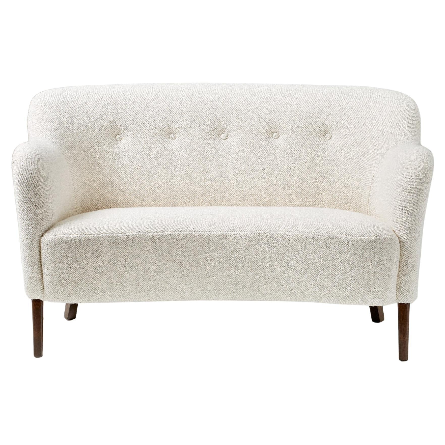 https://a.1stdibscdn.com/custom-made-love-seat-sofa-by-alfred-kristensen-available-in-com-for-sale/f_67442/f_389204921710890738699/f_38920492_1710890739351_bg_processed.jpg