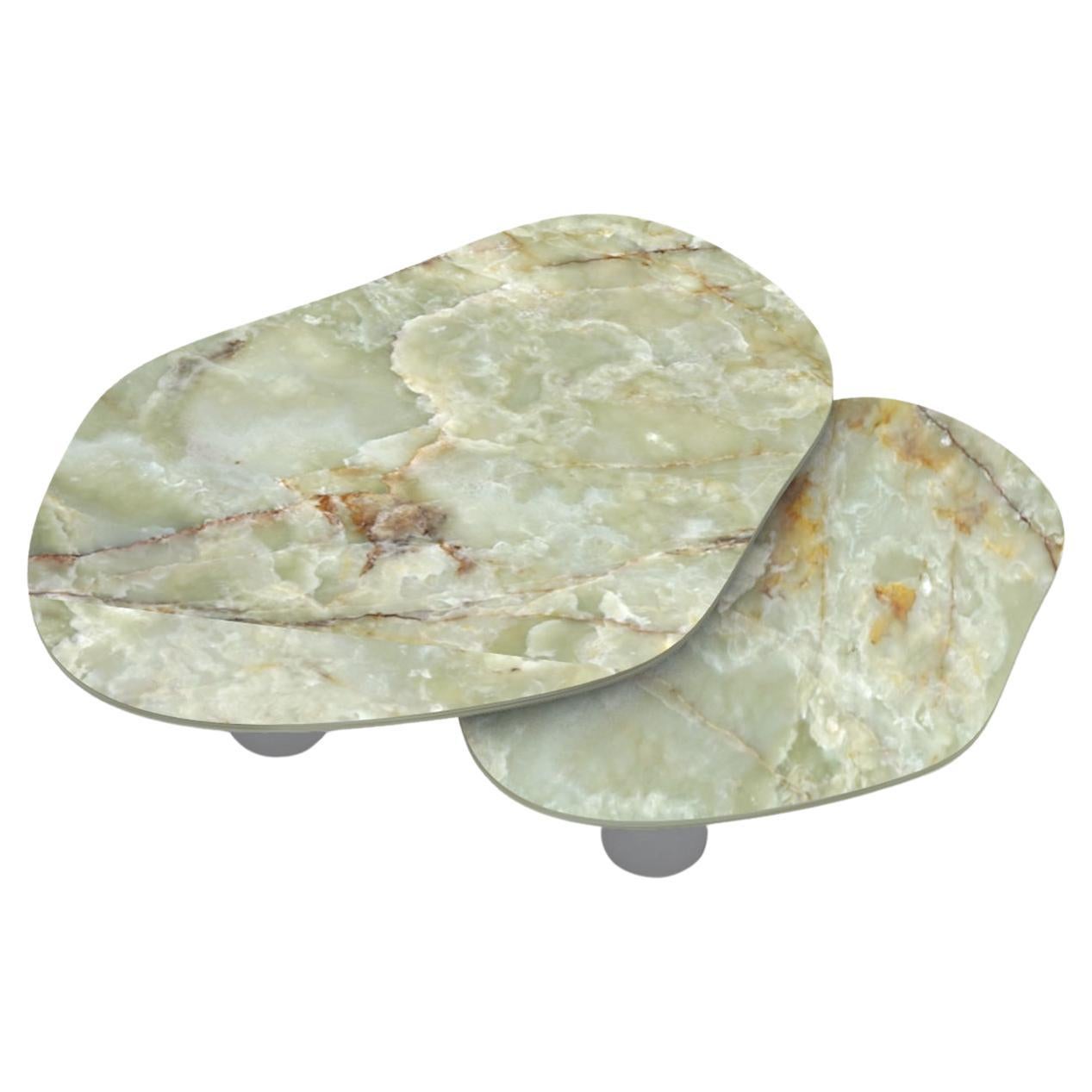 https://a.1stdibscdn.com/nesting-green-onyx-coffee-tables-with-brushed-aluminum-base-for-sale/f_51721/f_389368121710962893195/f_38936812_1710962893601_bg_processed.jpg