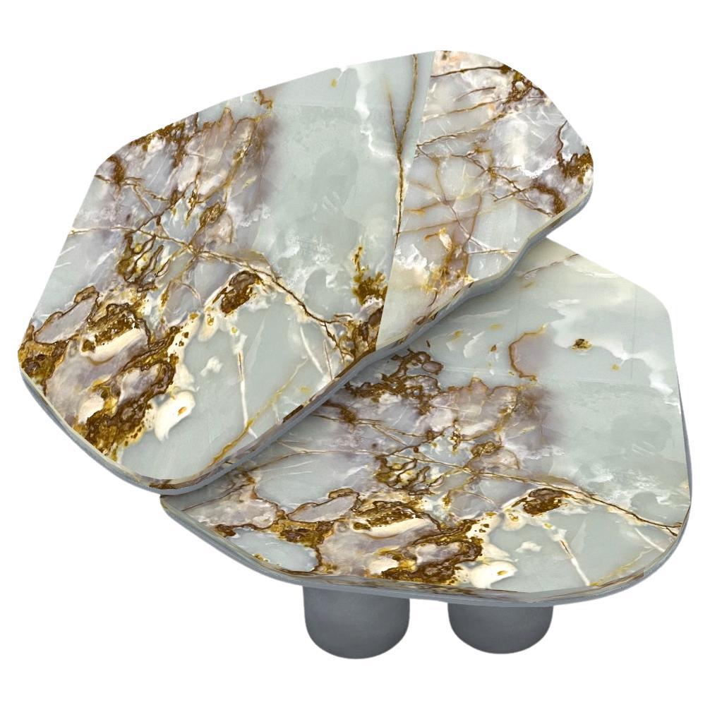 https://a.1stdibscdn.com/small-nesting-green-onyx-coffee-tables-with-brushed-aluminum-base-for-sale/f_51721/f_389522921711042309918/f_38952292_1711042310263_bg_processed.jpg