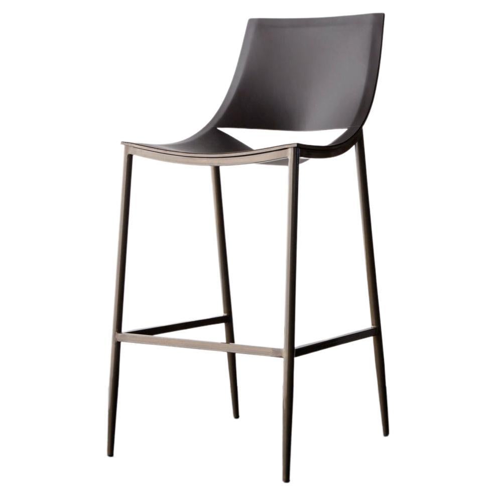 https://a.1stdibscdn.com/high-smile-bar-stool-by-doimo-brasil-for-sale/f_12192/f_391477221712325713816/f_39147722_1712325714015_bg_processed.jpg