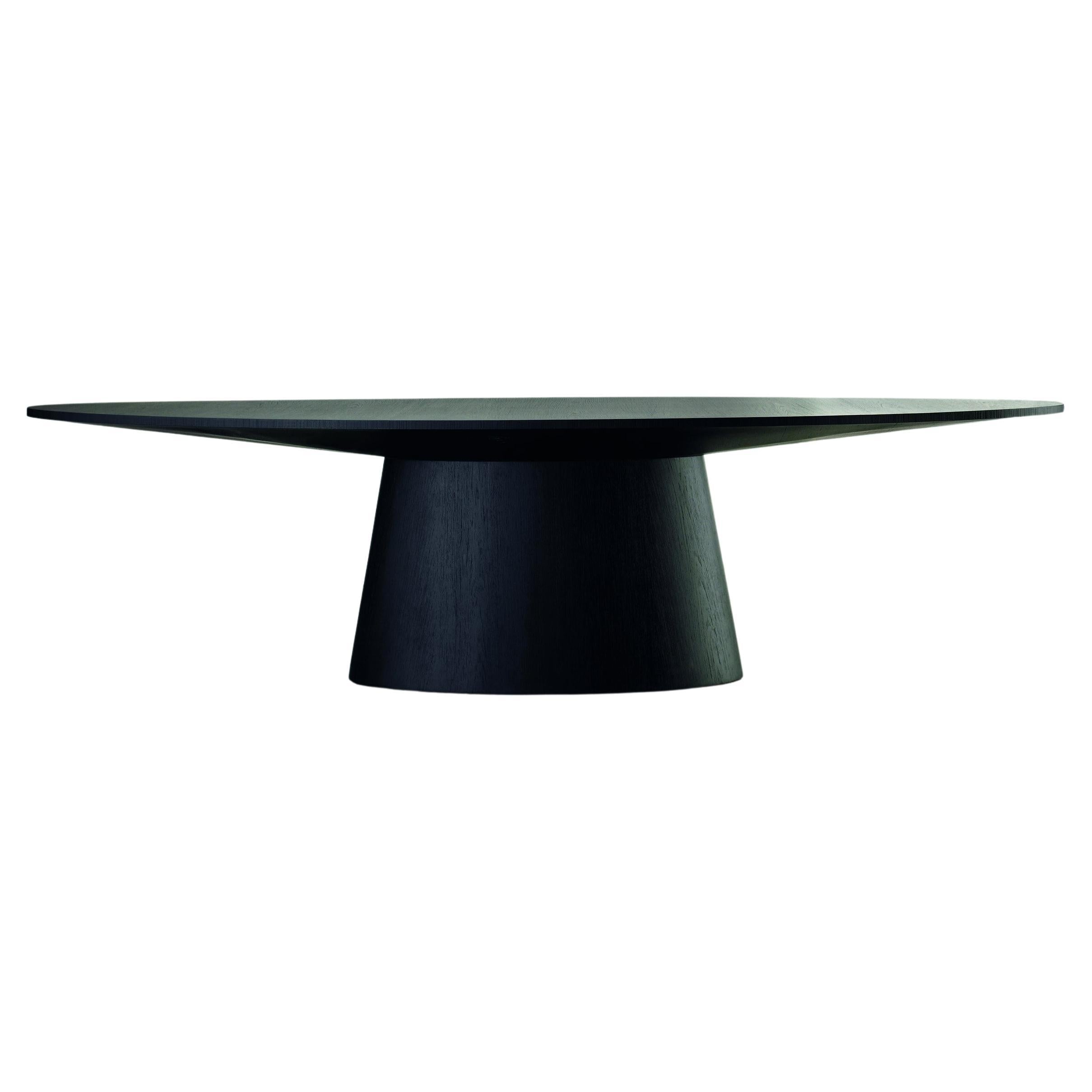https://a.1stdibscdn.com/eclipse-dining-table-by-doimo-brasil-for-sale/f_12192/f_391829921712578745942/f_39182992_1712578746400_bg_processed.jpg