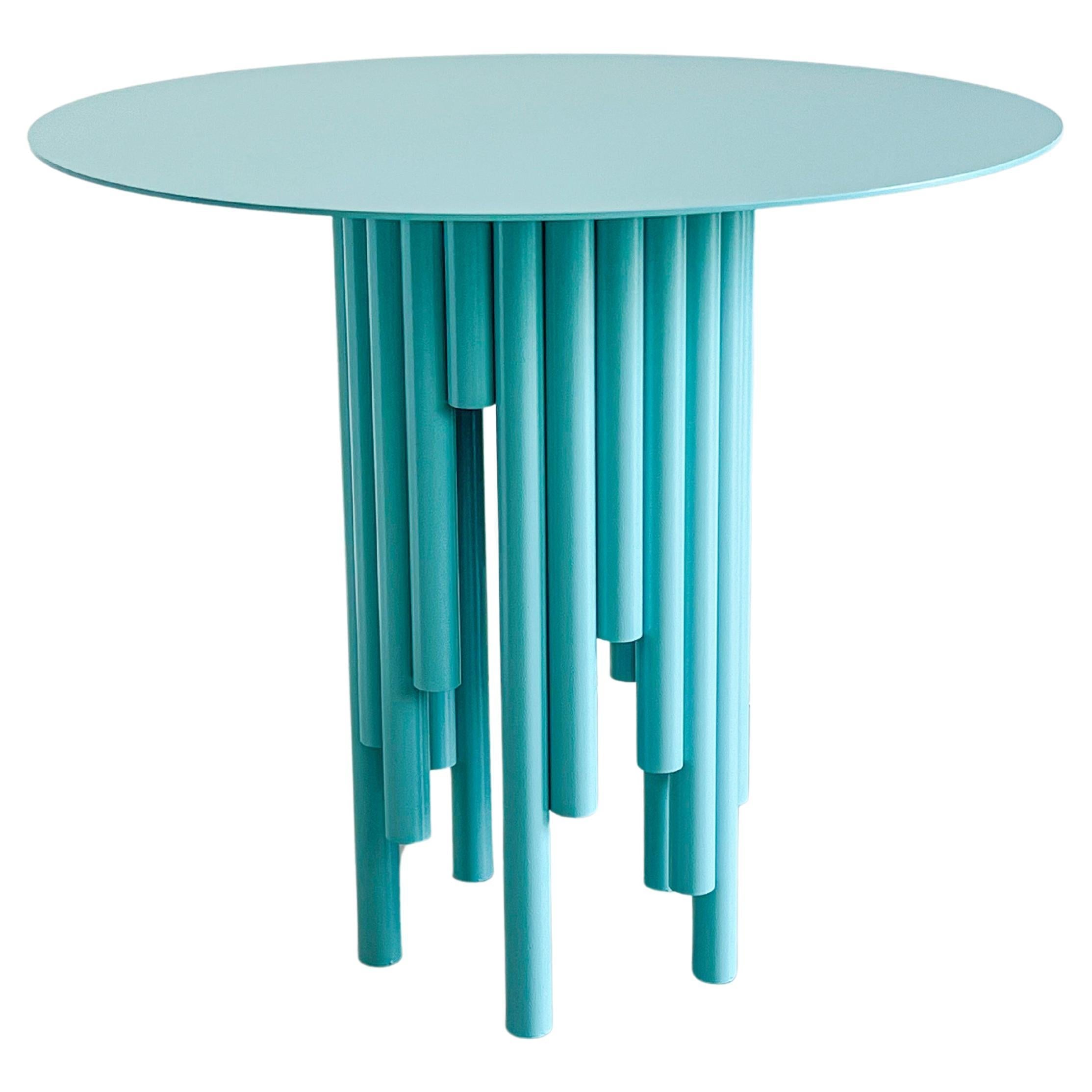 https://a.1stdibscdn.com/round-dining-table-kitchen-table-tea-table-entryway-table-in-tiffany-blue-for-sale/f_77822/f_480028821765810437668/f_39324372_1713444865493_bg_processed.jpg