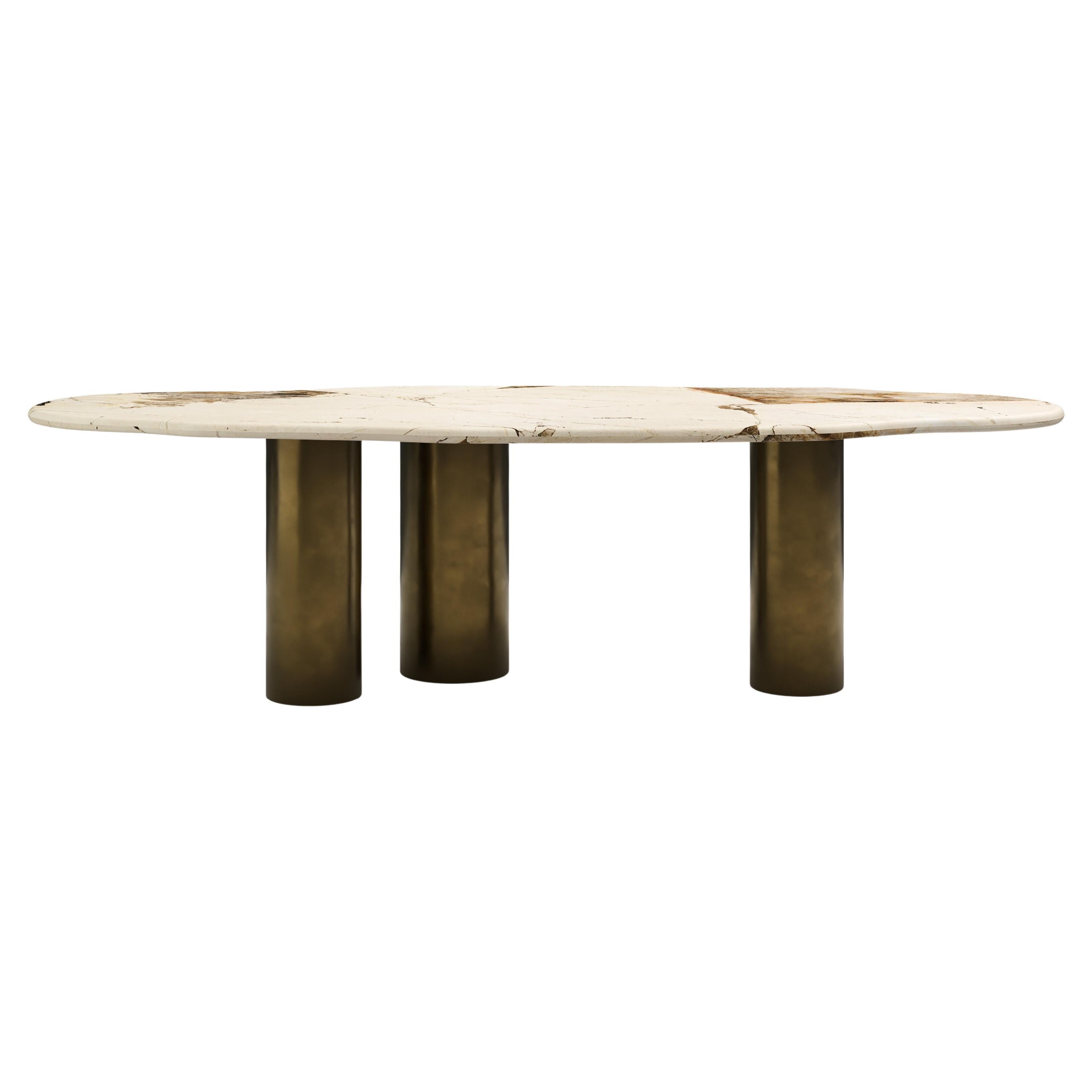 https://a.1stdibscdn.com/formla-lago-freeform-dining-table-108l-x-48w-x-30h-quartzite-bronze-for-sale/f_98022/f_396507921715297296911/f_39650792_1715297297860_bg_processed.jpg