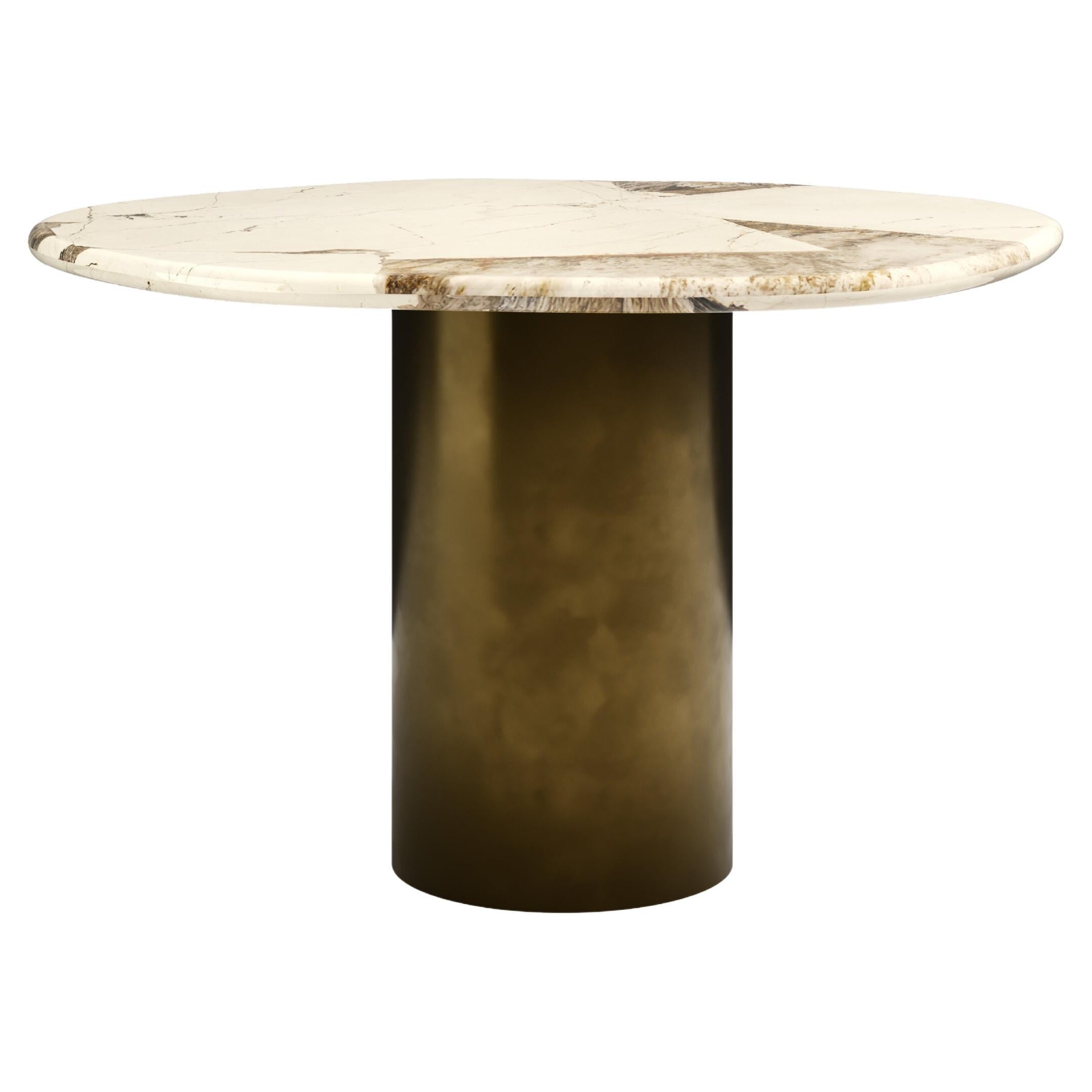 https://a.1stdibscdn.com/formla-lago-round-dining-table-42l-x-42w-x-30h-quartzite-antique-marble-for-sale/f_98022/f_396512921715299954294/f_39651292_1715299954919_bg_processed.jpg