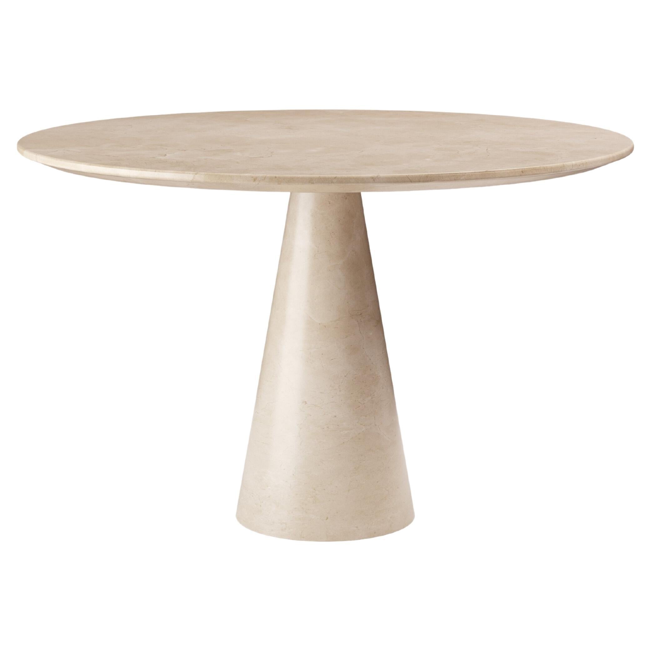 https://a.1stdibscdn.com/formla-cono-round-dining-table-42l-x-42w-x-30h-crema-marfil-marble-for-sale/f_98022/f_396665521715386047733/f_39666552_1715386048349_bg_processed.jpg