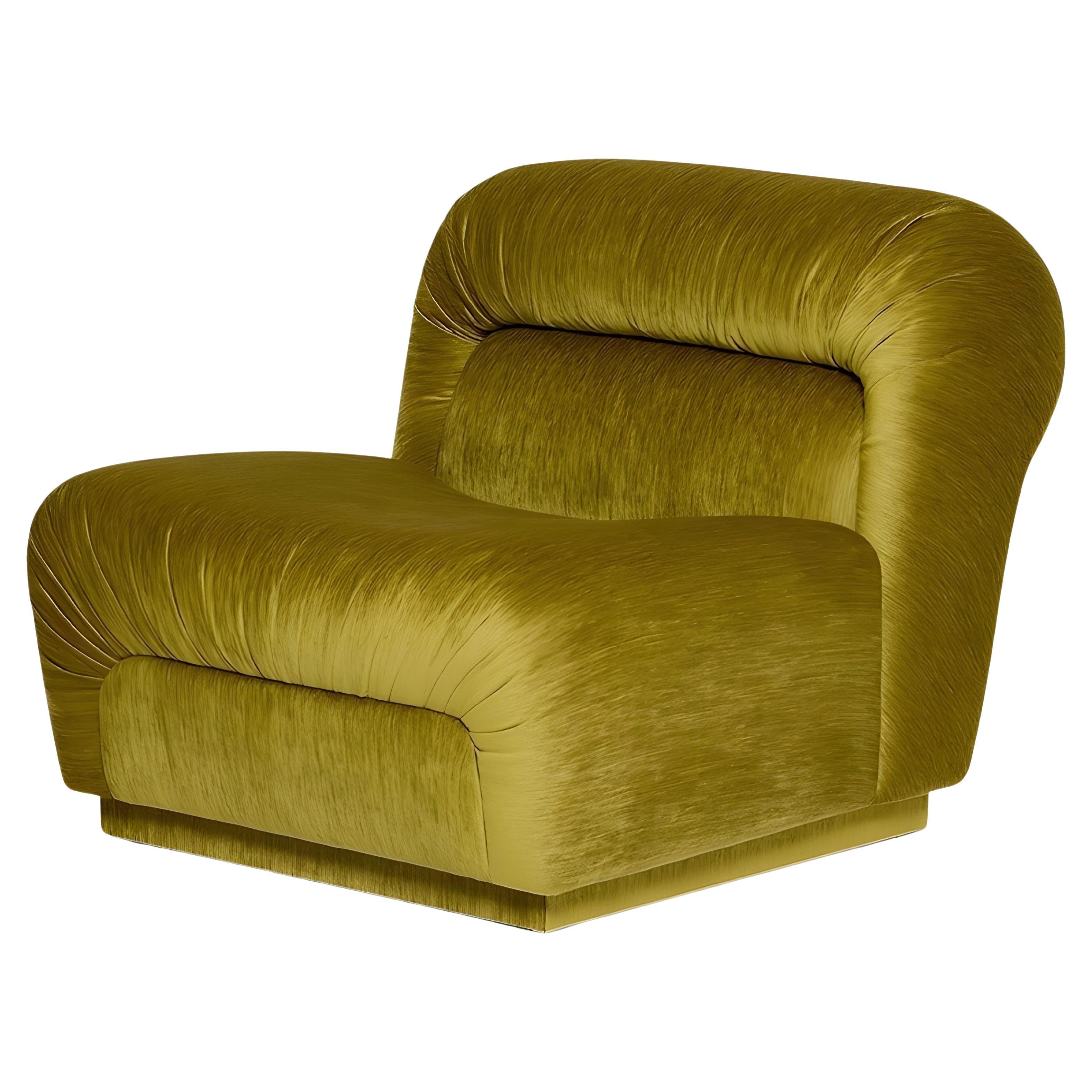 https://a.1stdibscdn.com/retro-style-armchair-with-curved-form-and-pleated-details-for-sale/f_27693/f_397508621772191271738/f_39750862_1772191273037_bg_processed.jpg
