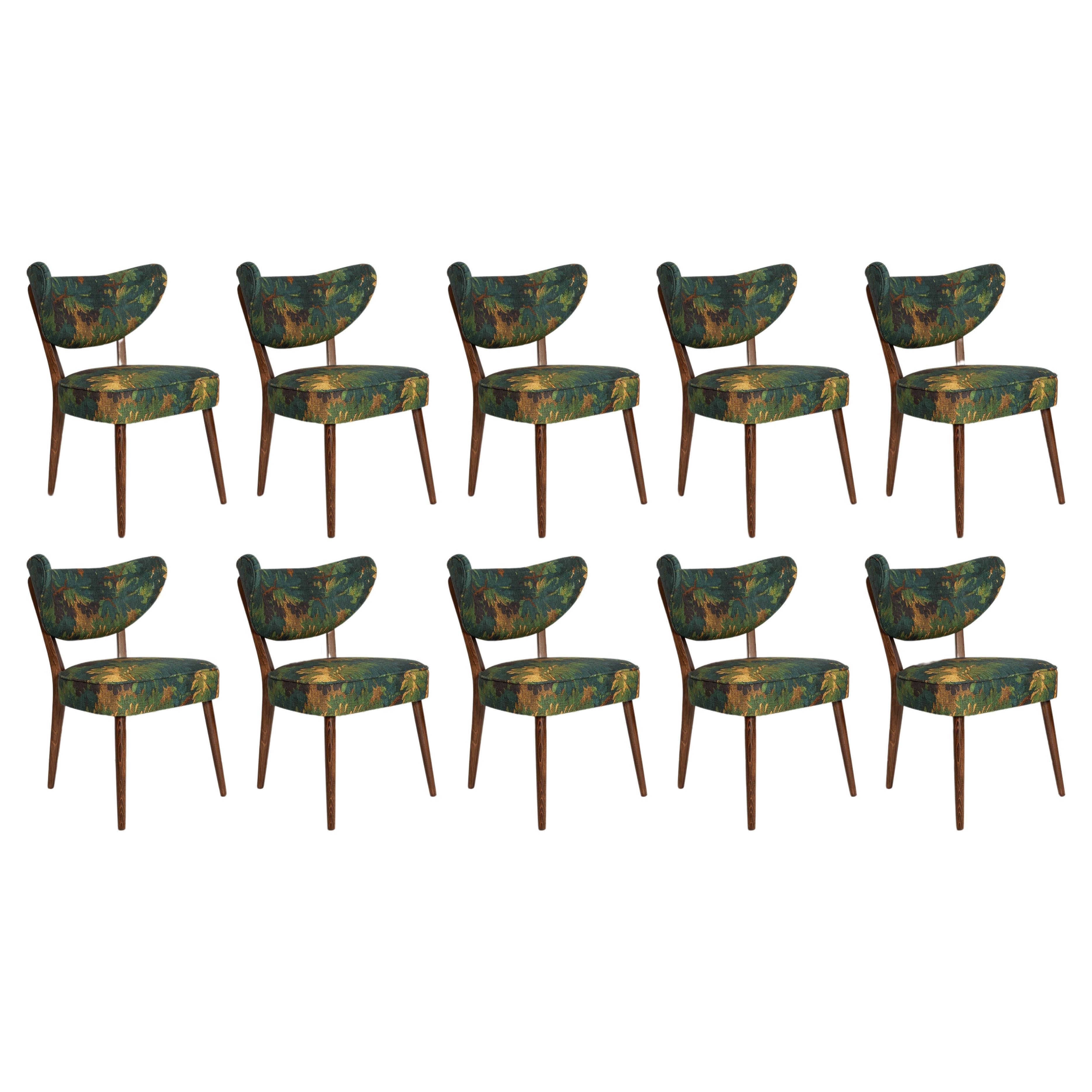https://a.1stdibscdn.com/set-of-ten-shell-dining-chair-linen-schwarzwald-dedar-vintola-studio-europe-for-sale/f_34023/f_398262621716365582259/f_39826262_1716365583956_bg_processed.jpg