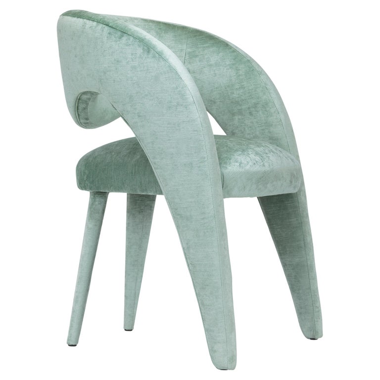 https://a.1stdibscdn.com/modern-laurence-dining-chairs-dedar-velvet-handmade-in-portugal-by-greenapple-for-sale/f_53532/f_399361921716979558915/f_39936192_1716979560288_bg_processed.jpg?width=768