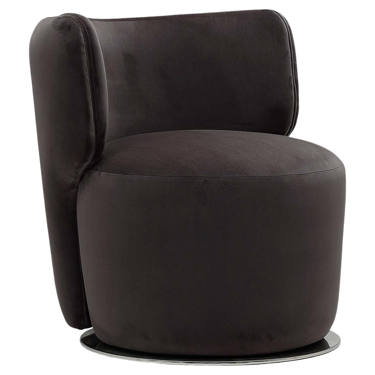 https://a.1stdibscdn.com/sierra-black-swivel-armchair-by-sm-living-couture-for-sale/f_17062/f_400402121717603768280/f_40040212_1717603768690_bg_processed.jpg