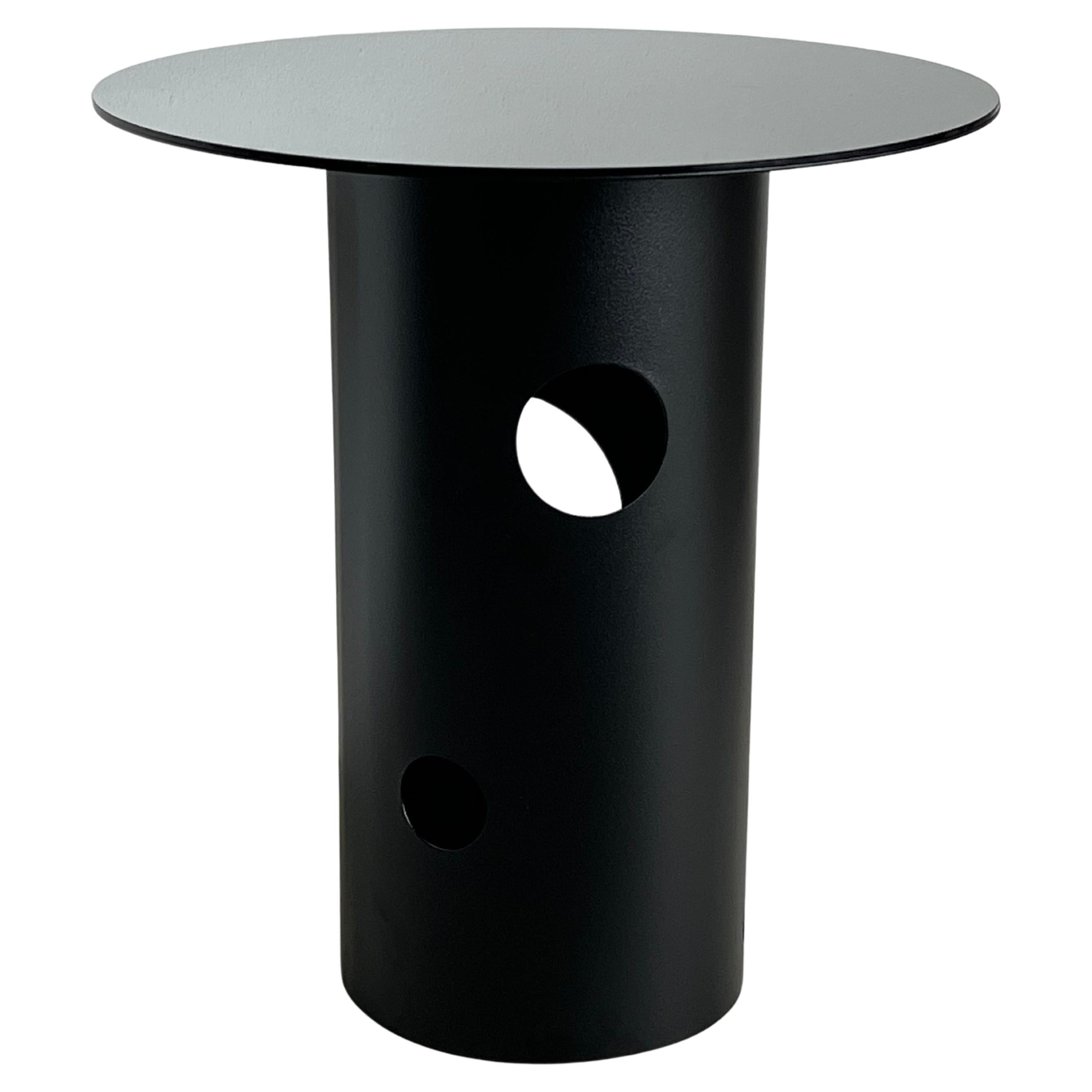 https://a.1stdibscdn.com/21st-century-contemporary-dining-table-grey-mirror-top-for-sale-picture-2/f_77822/f_402602121718892895789/f_40260212_1718892896666_bg_processed.jpg