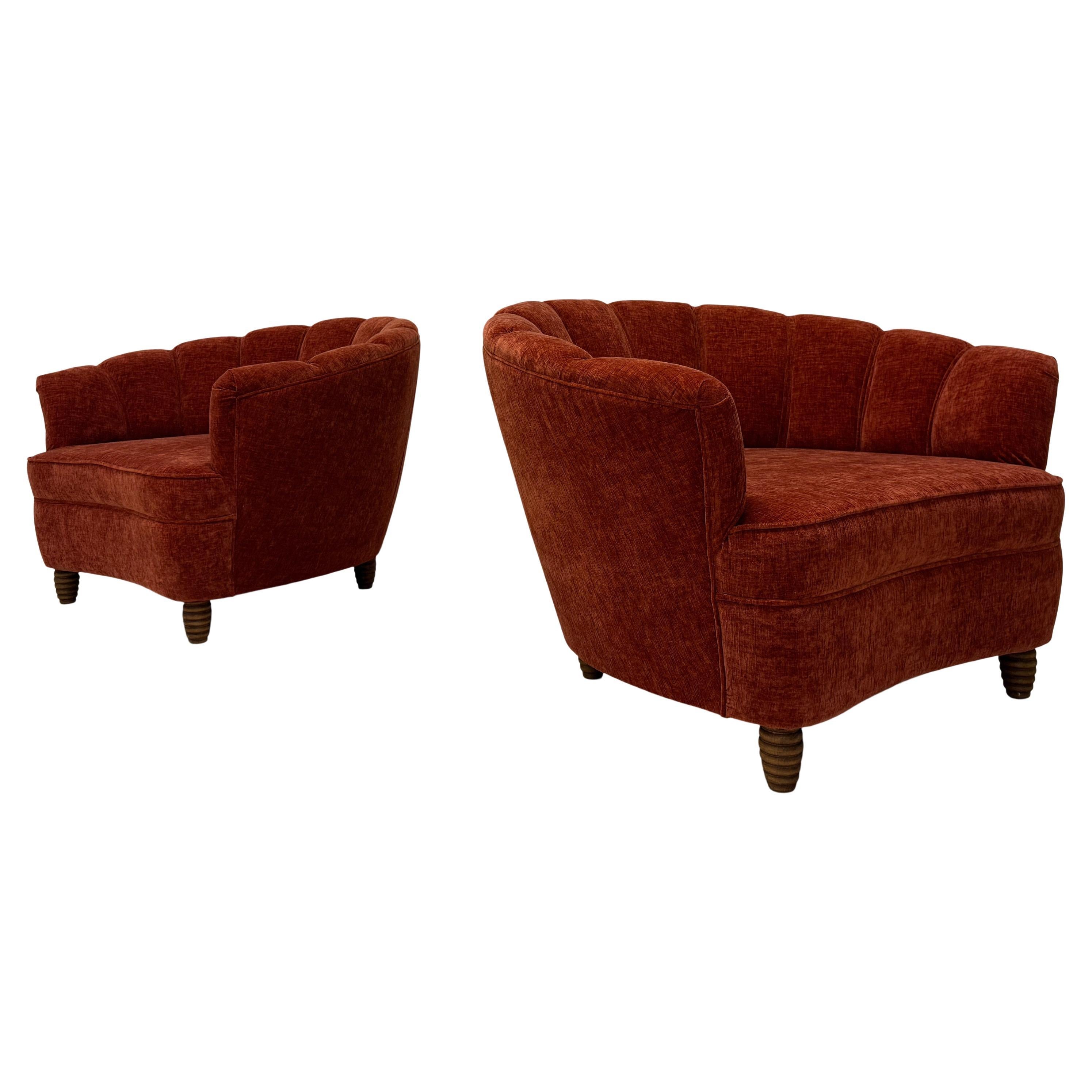 https://a.1stdibscdn.com/1950s-style-italian-armchairs-for-sale/f_47872/f_403302421719326457141/f_40330242_1719326458479_bg_processed.jpg