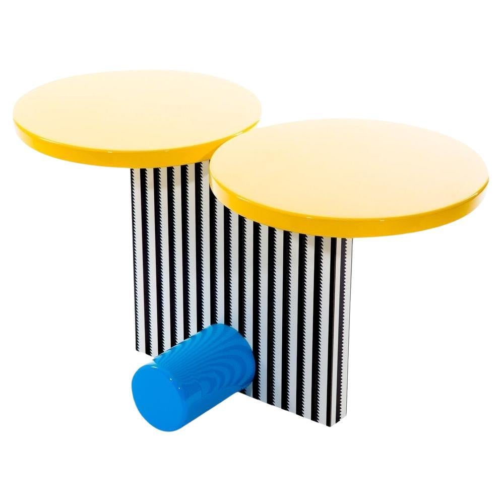 https://a.1stdibscdn.com/polar-coffee-table-by-memphis-michele-de-lucchi-for-sale/f_10794/f_403472321719385281283/f_40347232_1719385281700_bg_processed.jpg