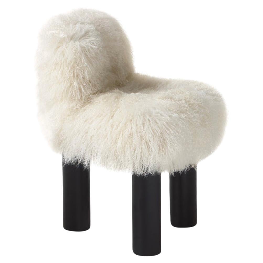 https://a.1stdibscdn.com/cini-boeri-botolo-high-chair-in-natural-fur-for-arflex-for-sale/f_58922/f_404767621720117124081/f_40476762_1720117124339_bg_processed.jpg