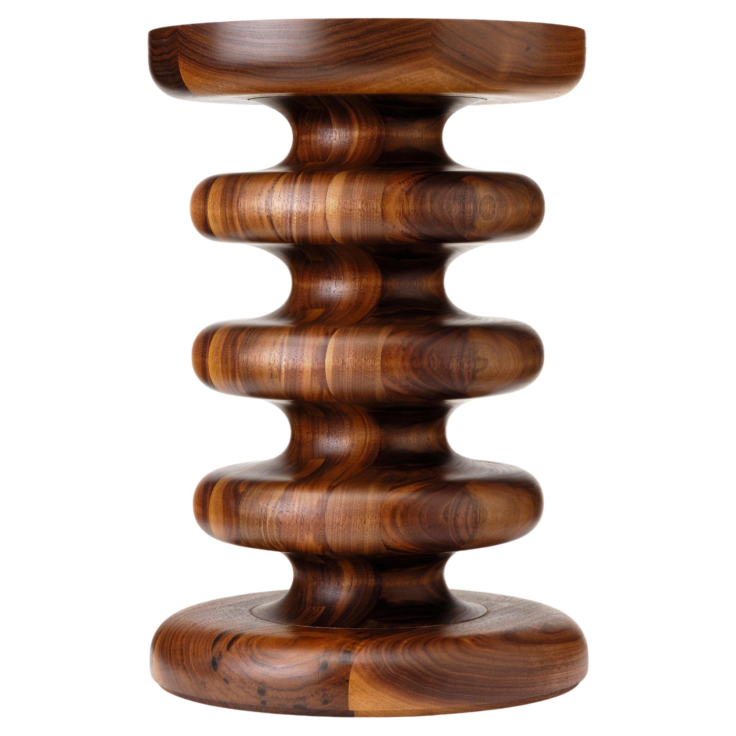 https://a.1stdibscdn.com/vertere-occasional-table-in-solid-oiled-american-black-walnut-hand-turned-for-sale-picture-2/f_27813/f_406669621721205596701/f_40666962_1721205597613_bg_processed.jpg