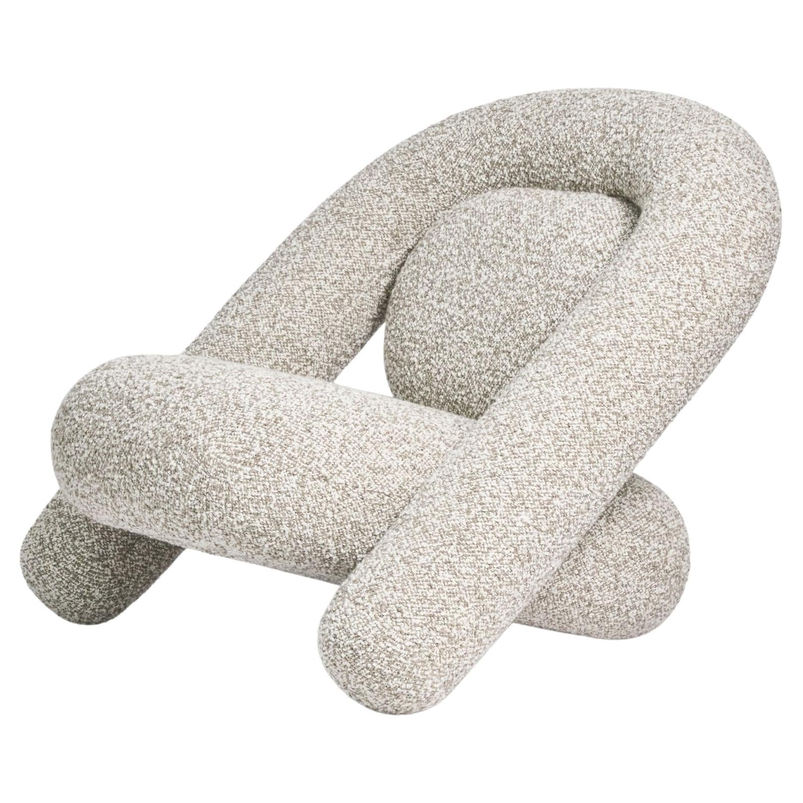 https://a.1stdibscdn.com/armchair-bun-for-sale/f_63402/f_406890721721323100097/f_40689072_1721323100707_bg_processed.jpg