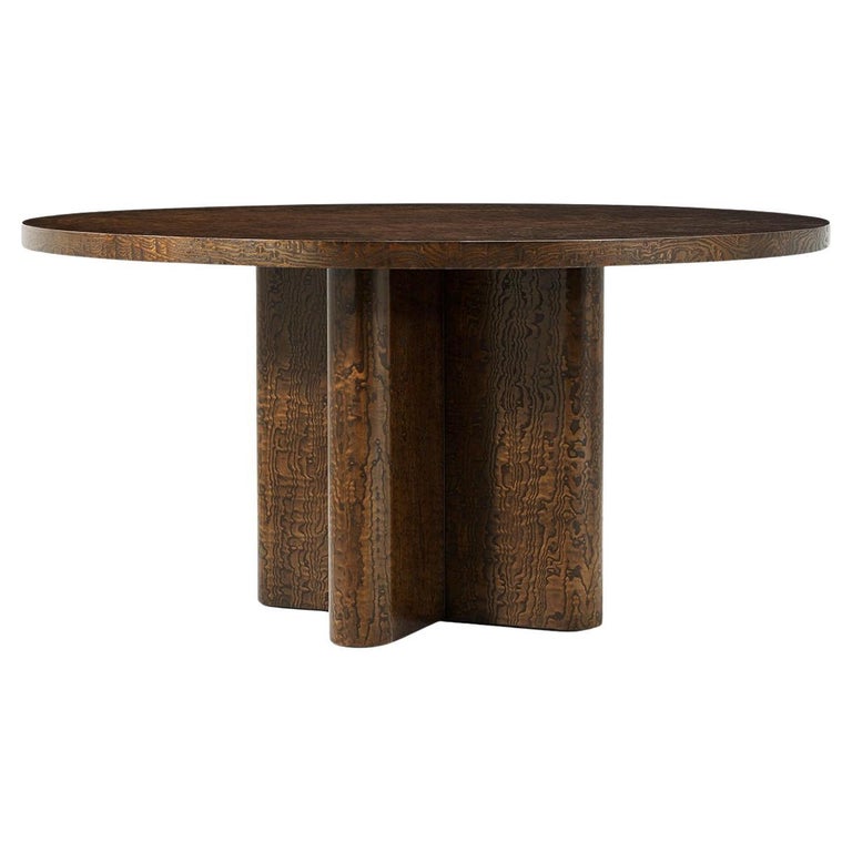 https://a.1stdibscdn.com/mid-century-burl-round-dining-table-for-sale/f_8038/f_471482221761140121730/f_40693052_1721337981053_bg_processed.jpg?width=768