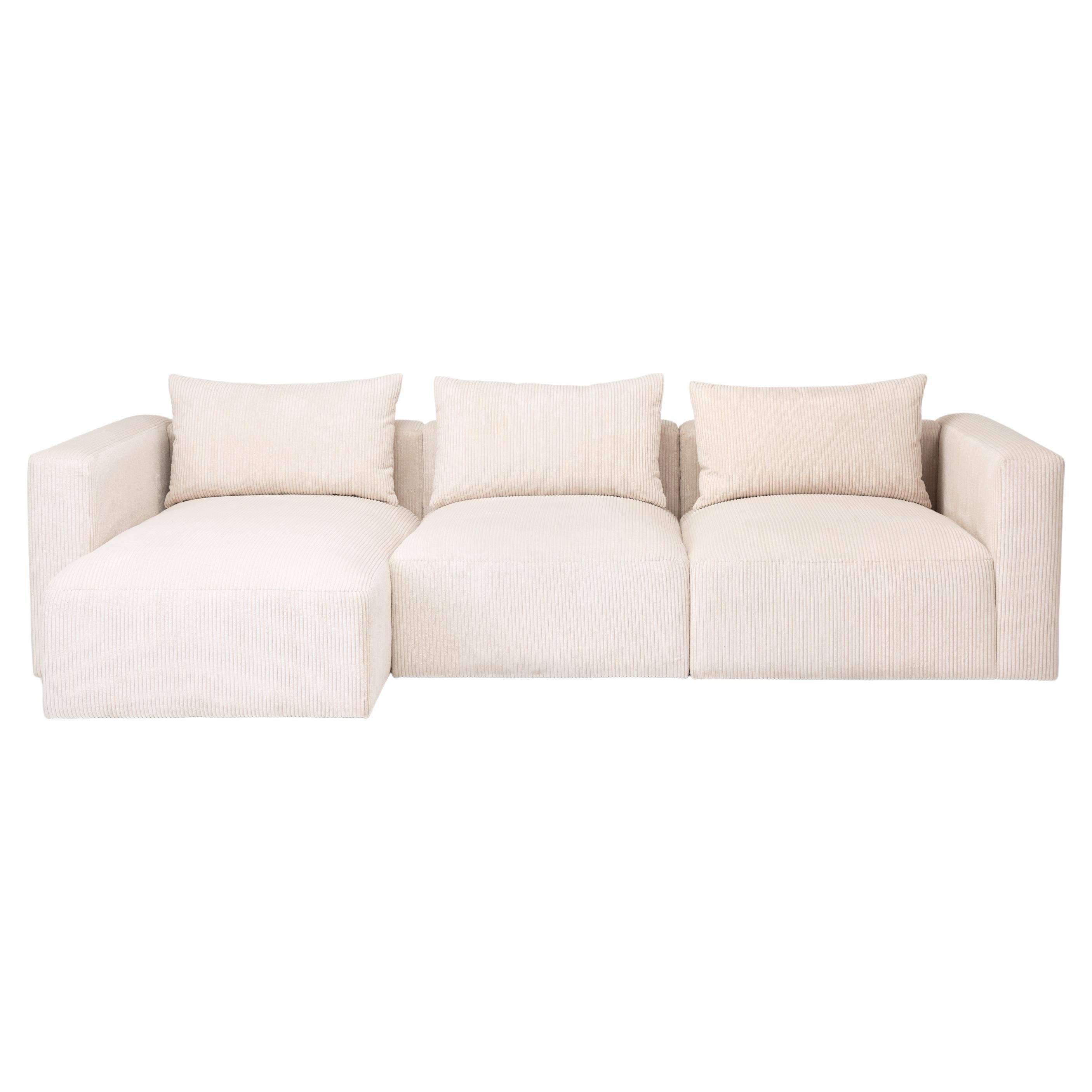 https://a.1stdibscdn.com/koda-sofa-by-ralph-m-for-sale/f_12192/f_410585621723570141460/f_41058562_1723570142300_bg_processed.jpg
