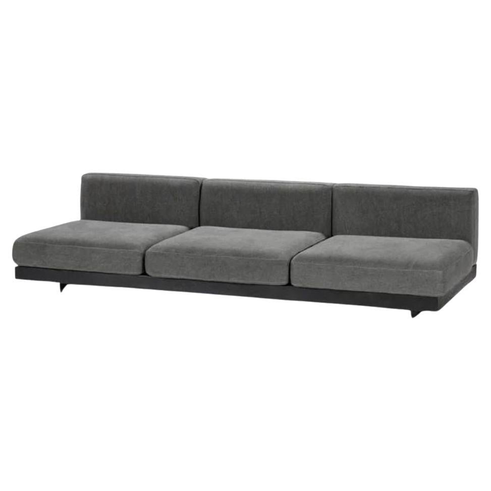 https://a.1stdibscdn.com/rudolph-indoor-three-seater-sofa-by-vincent-van-duysen-made-in-belgium-for-sale/f_98092/f_410704221723647823566/f_41070422_1723647823910_bg_processed.jpg