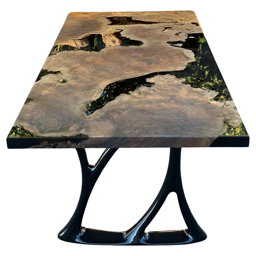 https://a.1stdibscdn.com/oval-dining-table-black-resin-river-root-walnut-wood-table-for-sale/f_91932/f_411725421724402397591/f_41172542_1724402398757_bg_processed.jpg