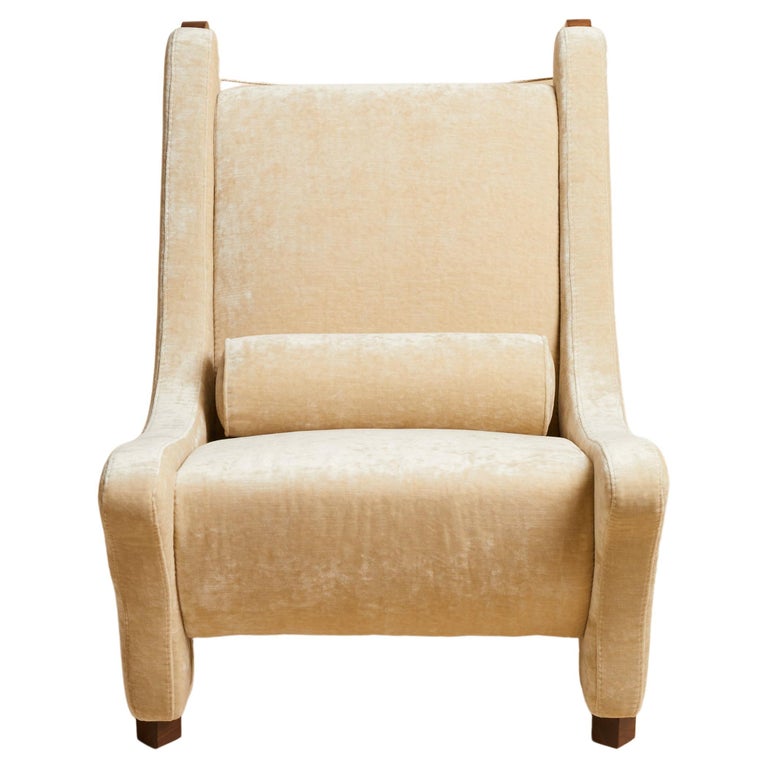 https://a.1stdibscdn.com/visconti-armchair-by-ebur-for-sale/f_12192/f_412399021724852937949/f_41239902_1724852938672_bg_processed.jpg?width=768