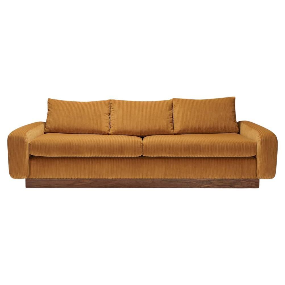 https://a.1stdibscdn.com/mesa-sleeper-sofa-by-lawson-fenning-for-sale/f_8060/f_415693521726854804019/f_41569352_1726854804262_bg_processed.jpg