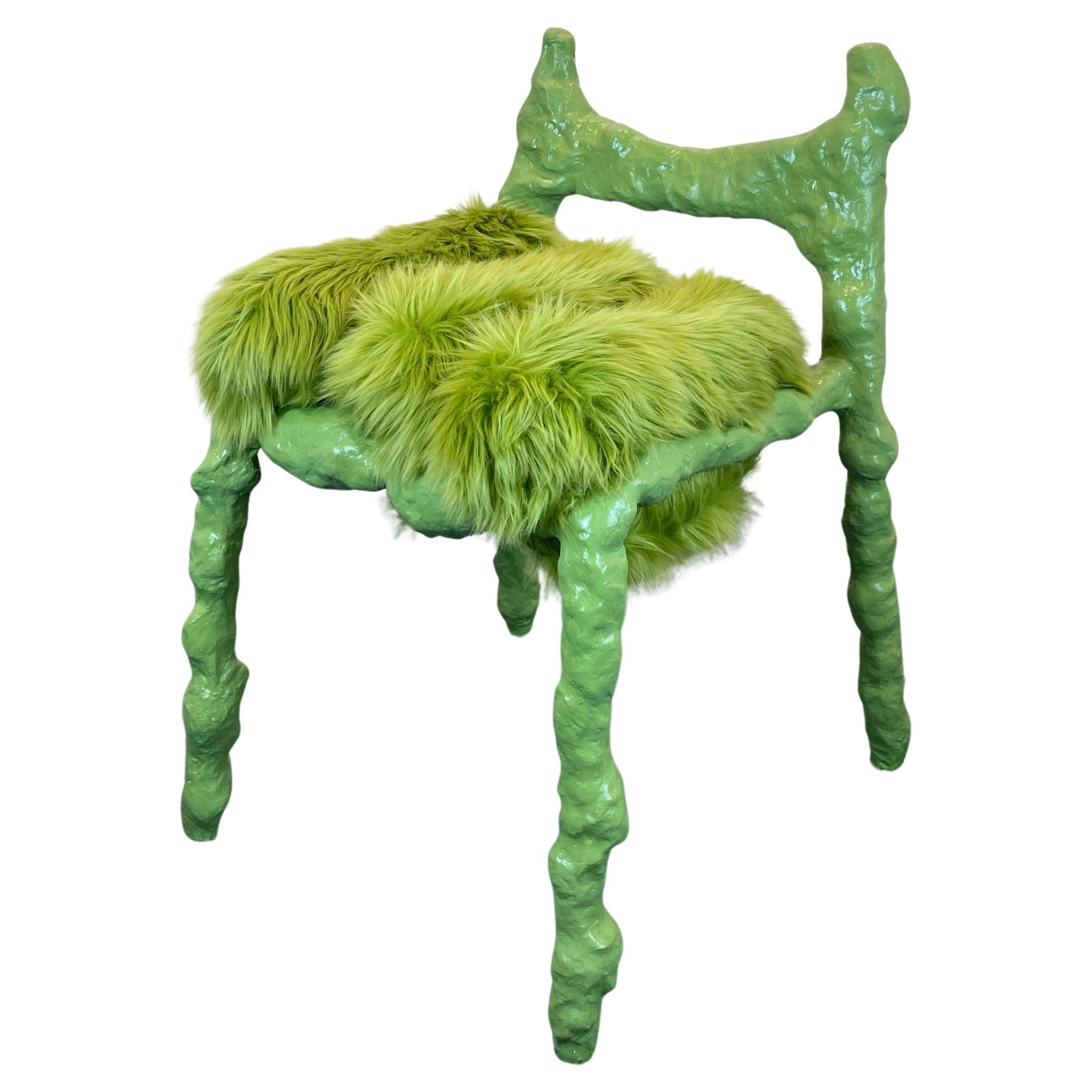 https://a.1stdibscdn.com/monster-chair-by-maria-zakioso-for-sale/f_12192/f_415739921726867133299/f_41573992_1726867134148_bg_processed.jpg