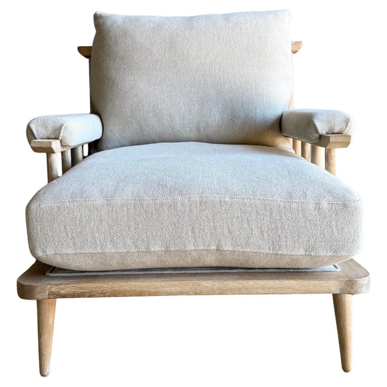 https://a.1stdibscdn.com/frances-white-oak-chair-in-stone-washed-linen-with-down-cushions-for-sale/f_18223/f_416013221744401562211/f_41601322_1744401562811_bg_processed.jpg?width=768