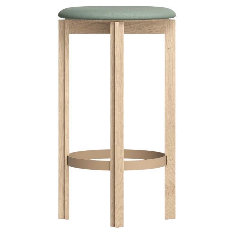 https://a.1stdibscdn.com/bodil-kjaer-natural-oak-principal-bar-stool-for-karakter-for-sale/f_14272/f_417132221727851647234/f_41713222_1727851647464_bg_processed.jpg