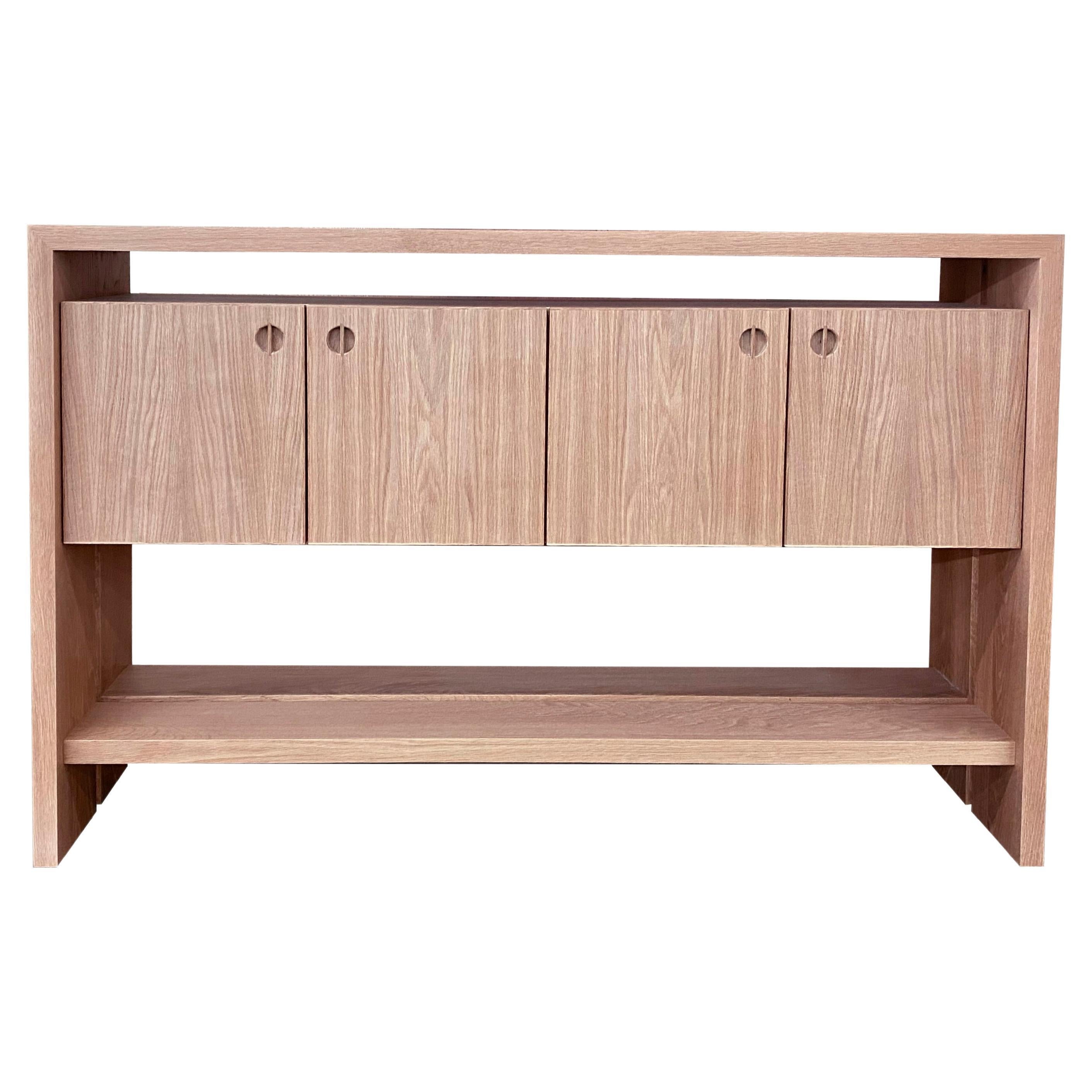 https://a.1stdibscdn.com/solid-oak-and-walnut-jameson-cabinet-by-lynnea-jean-for-sale/f_81152/f_417375021727895134347/f_41737502_1727895135436_bg_processed.jpg