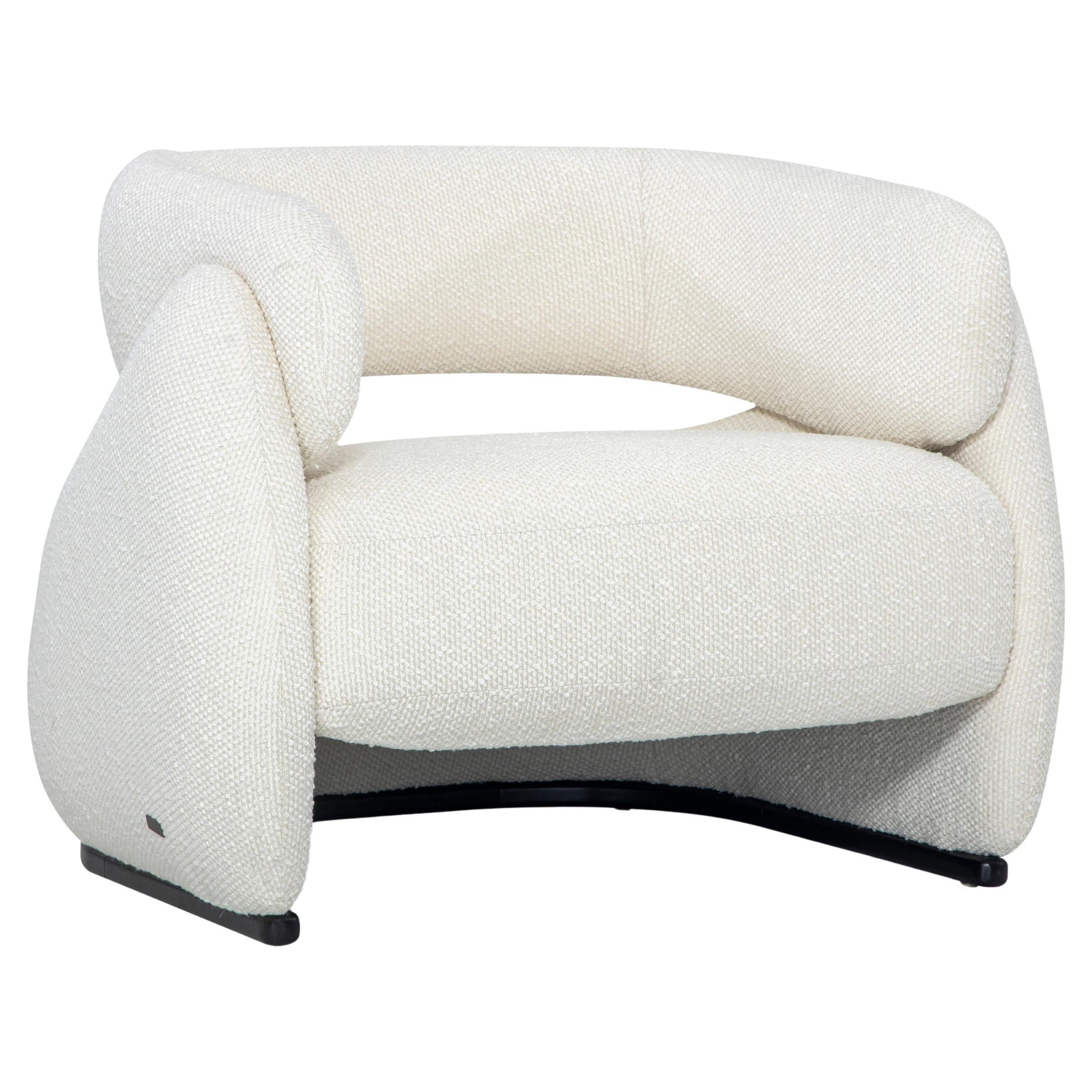 https://a.1stdibscdn.com/customizable-black-matte-white-boucle-armchair-inspired-by-ocean-waves-mare-for-sale/f_52822/f_420800621730208604029/f_42080062_1730208605275_bg_processed.jpg