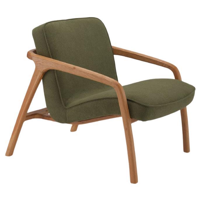 https://a.1stdibscdn.com/sole-armchair-green-solid-oak-wood-for-sale/f_100662/f_421261921730461490294/f_42126192_1730461490506_bg_processed.jpg