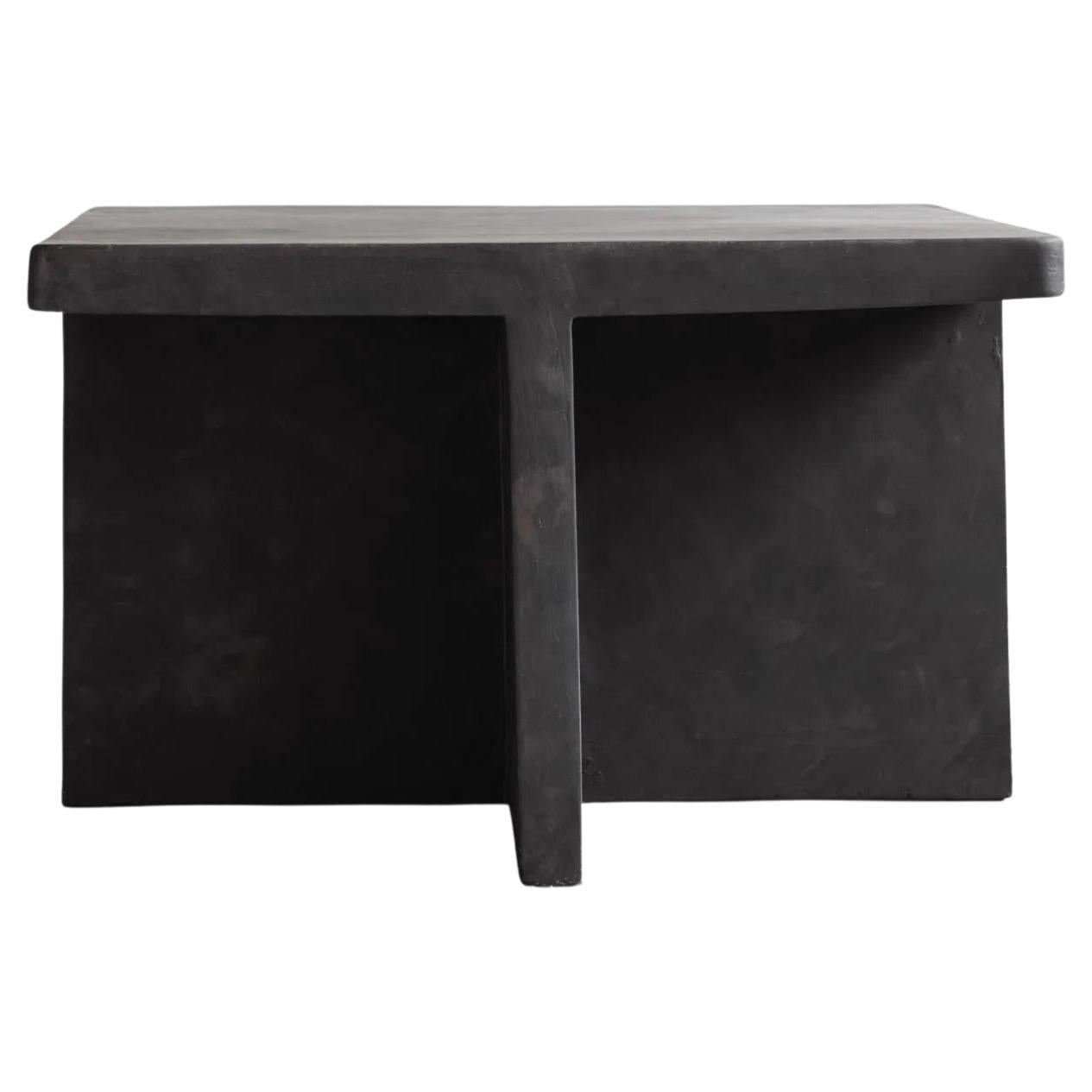 https://a.1stdibscdn.com/brutus-model-coffee-table-in-fiber-concrete-design-of-a-modern-sculpture-for-sale/f_15302/f_424316621732306049320/f_42431662_1732306049569_bg_processed.jpg