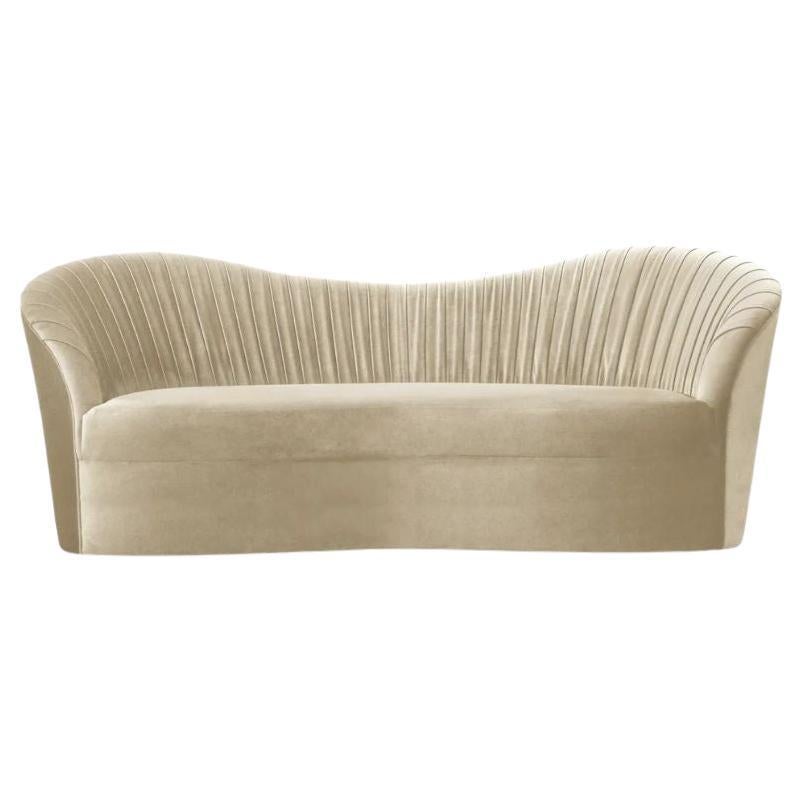 https://a.1stdibscdn.com/kelly-sofa-for-sale/f_74772/f_425905121733328280633/f_42590512_1733328280780_bg_processed.jpg