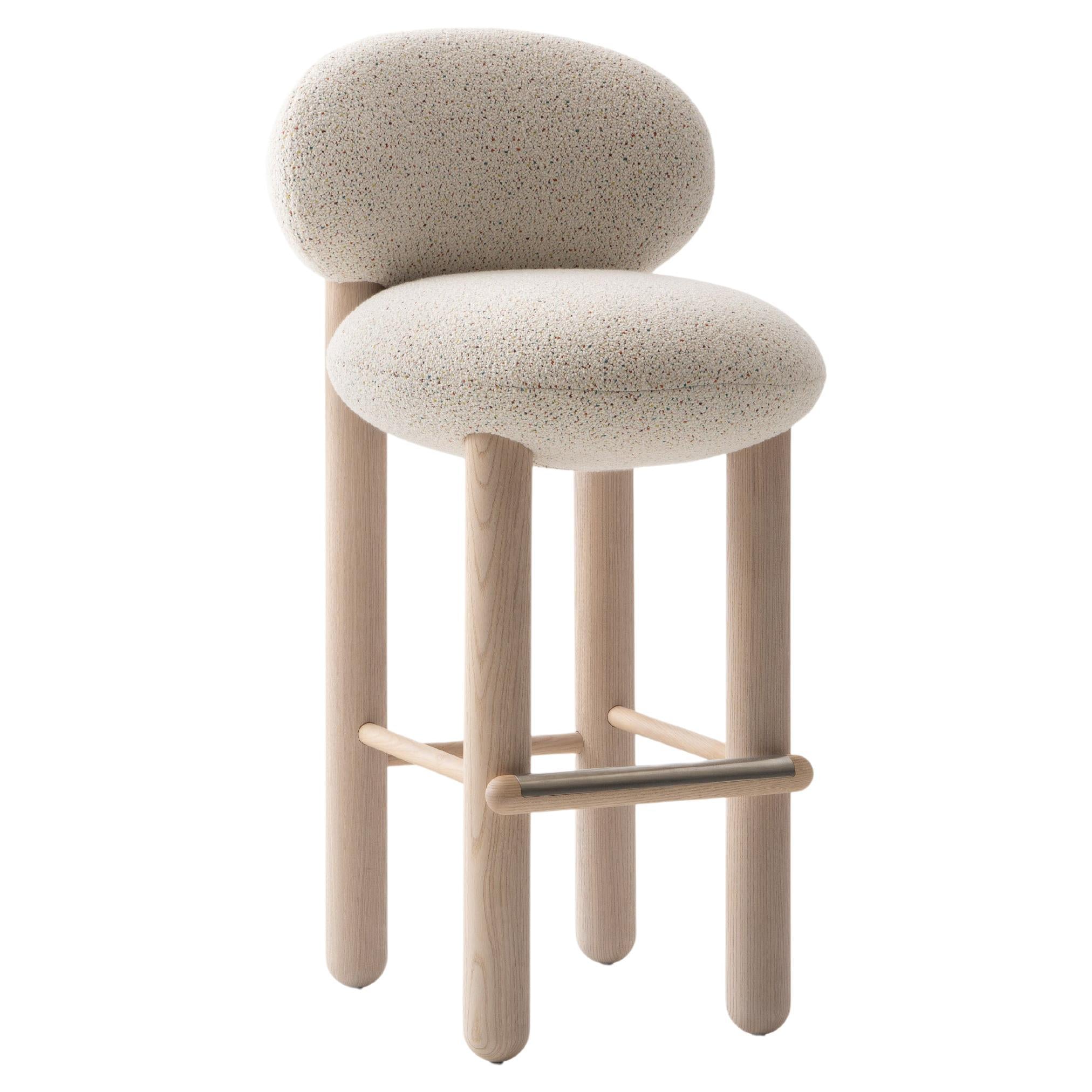 https://a.1stdibscdn.com/modern-bar-chair-flock-cs2-75-cm-with-wooden-legs-in-carnival-boucle-by-noom-for-sale/f_42321/f_426776421733907675125/f_42677642_1733907675656_bg_processed.jpg