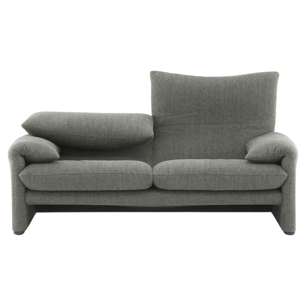 https://a.1stdibscdn.com/vico-magistretti-maralunga-two-seater-sofa-for-cassina-for-sale-picture-6/f_14272/f_426989921733988346531/f_42698942_1733988061859_bg_processed.jpg