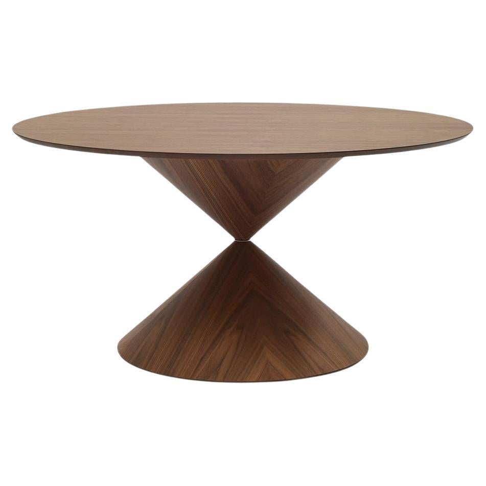 https://a.1stdibscdn.com/hour-glass-shaped-dining-dining-table-in-flamed-walnut-for-sale/f_27693/f_428022821734495098685/f_42802282_1734495098966_bg_processed.jpg