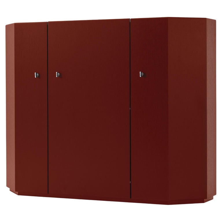 https://a.1stdibscdn.com/kazuhide-takahama-bramante-cabinet-for-cassina-for-sale/f_14272/f_428510521734693804051/f_42851052_1734693804754_bg_processed.jpg?width=768