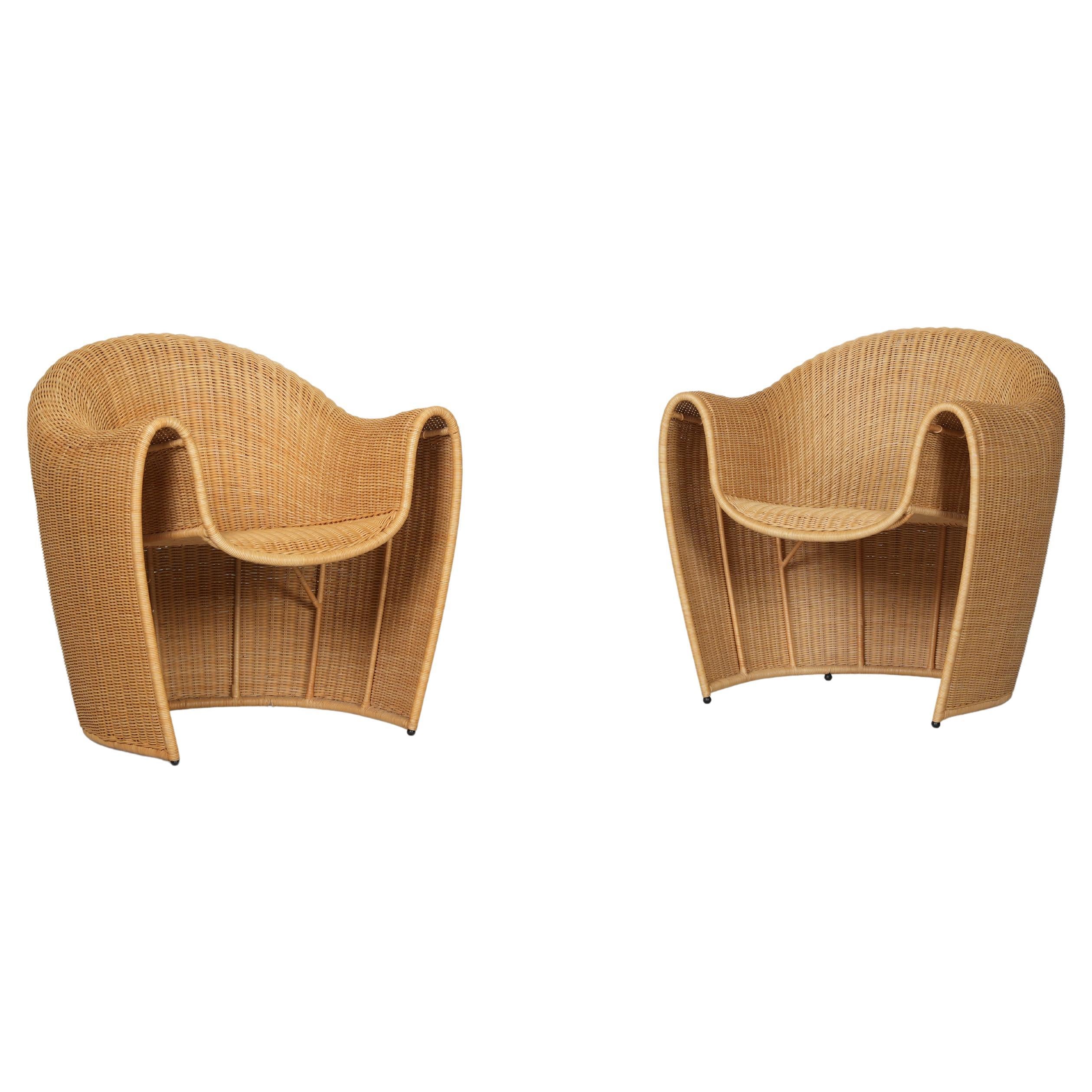 https://a.1stdibscdn.com/beautiful-wicker-lounge-chairs-by-miki-astori-for-driade-1990-for-sale/f_18653/f_430370521736186014141/f_43037052_1736186014901_bg_processed.jpg