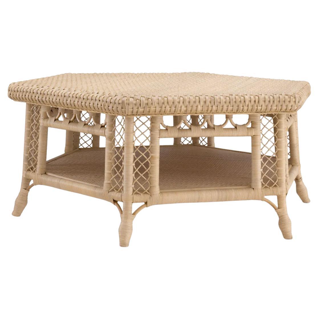https://a.1stdibscdn.com/rattan-natural-hexa-coffee-table-for-sale/f_14282/f_430839421739035289485/f_43083942_1739035289733_bg_processed.jpg