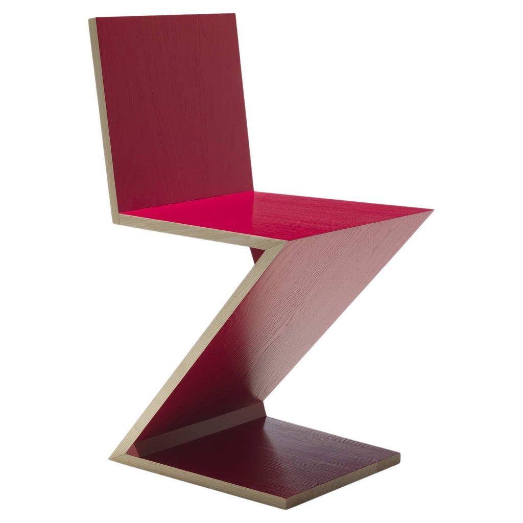 https://a.1stdibscdn.com/gerrit-thomas-rietveld-zig-zag-chair-for-cassina-for-sale/f_14272/f_432316321737380373081/f_43231632_1737380373447_bg_processed.jpg