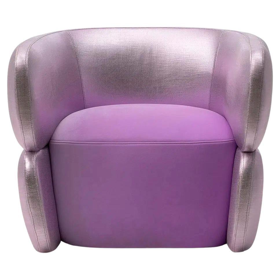 https://a.1stdibscdn.com/fully-upholstered-lounge-chair-with-bold-contours-for-sale/f_27693/f_434378521738624741128/f_43437852_1738624741623_bg_processed.jpg