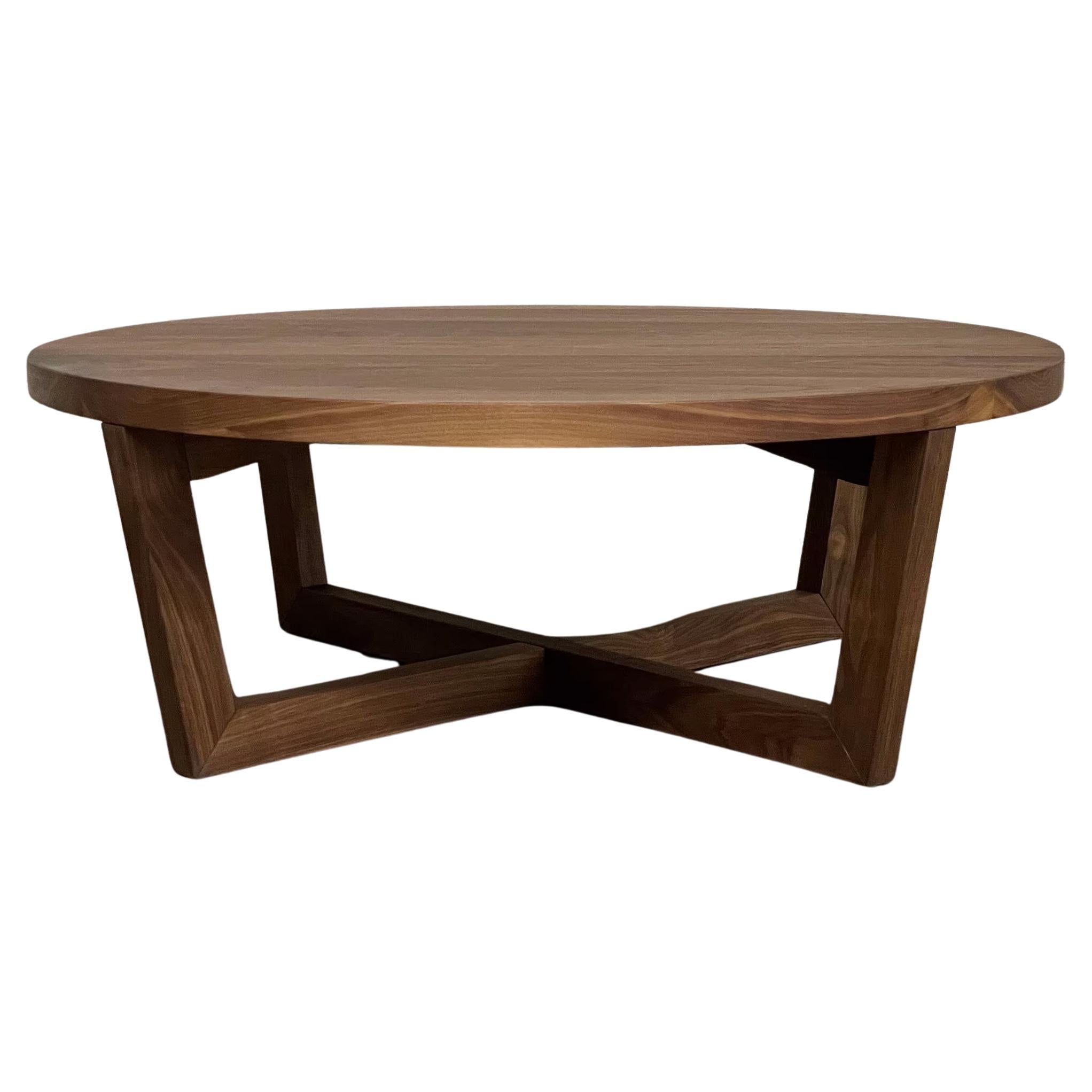https://a.1stdibscdn.com/coro-contemporary-round-coffee-table-for-sale/f_68512/f_434405821738521600595/f_43440582_1738521601116_bg_processed.jpg