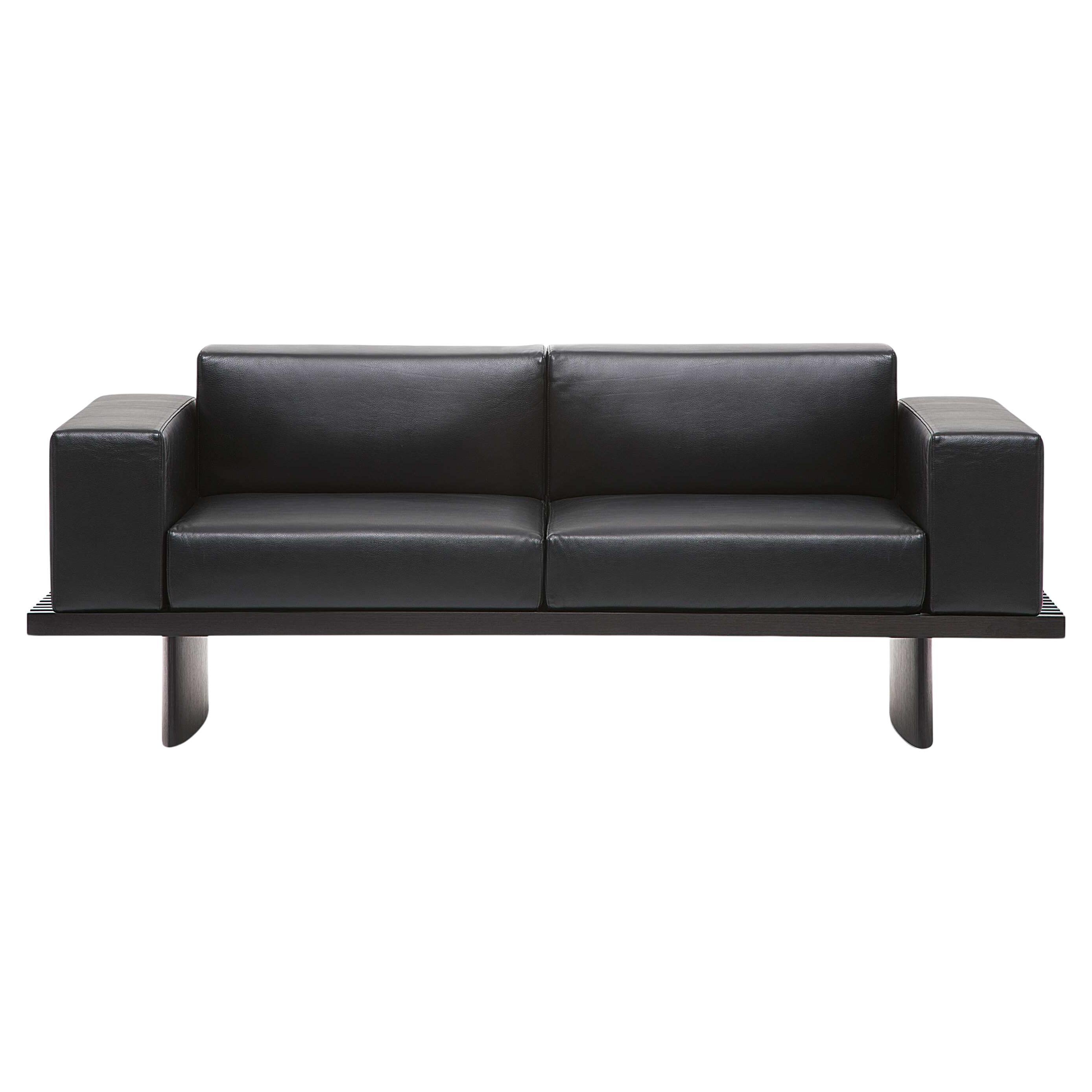 https://a.1stdibscdn.com/charlotte-perriand-refolo-sofa-for-cassina-for-sale/f_14272/f_436009721739379410461/f_43600972_1739379411213_bg_processed.jpg