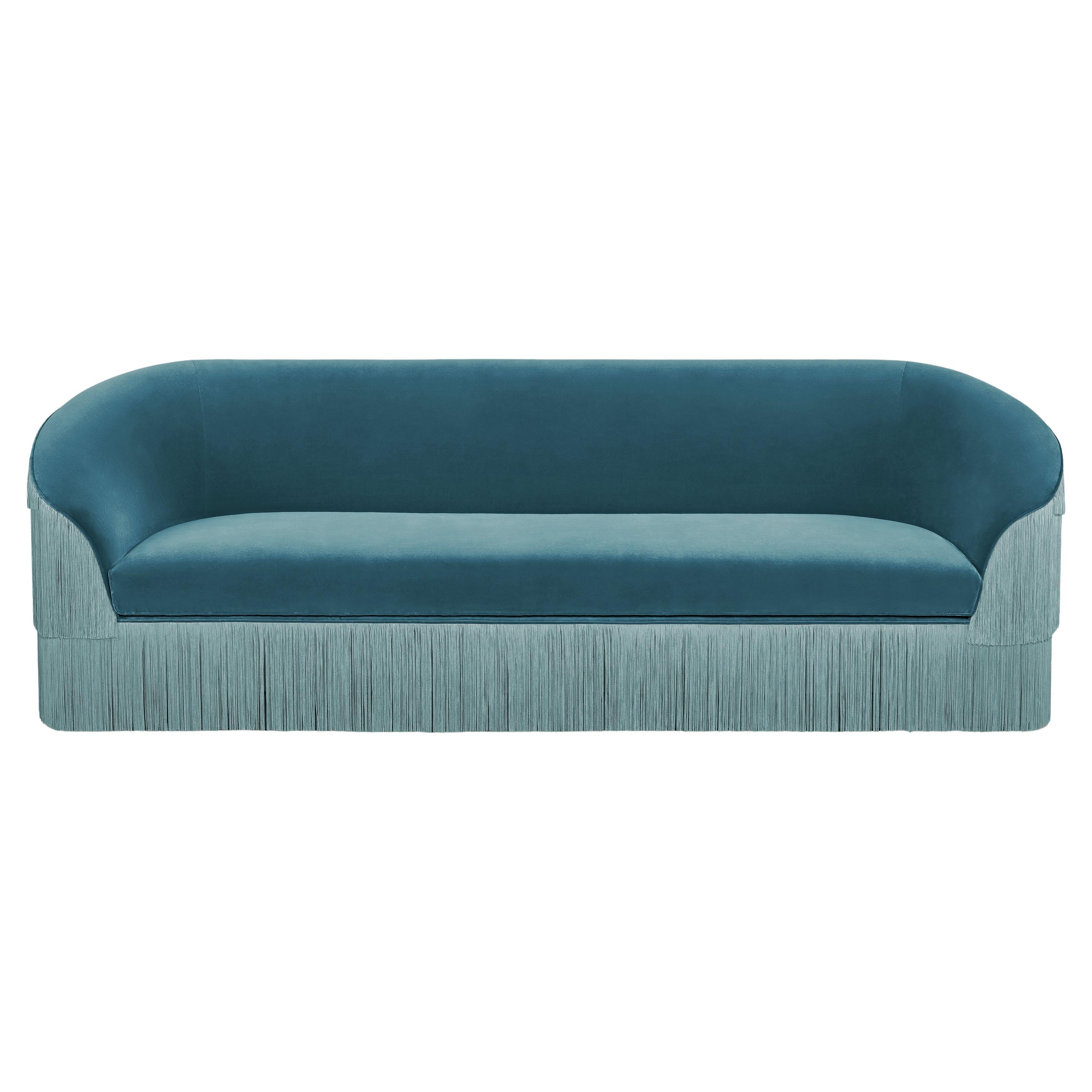 https://a.1stdibscdn.com/fringes-280-sofa-by-munna-for-sale/f_12192/f_436012521739379882652/f_43601252_1739379883739_bg_processed.jpg