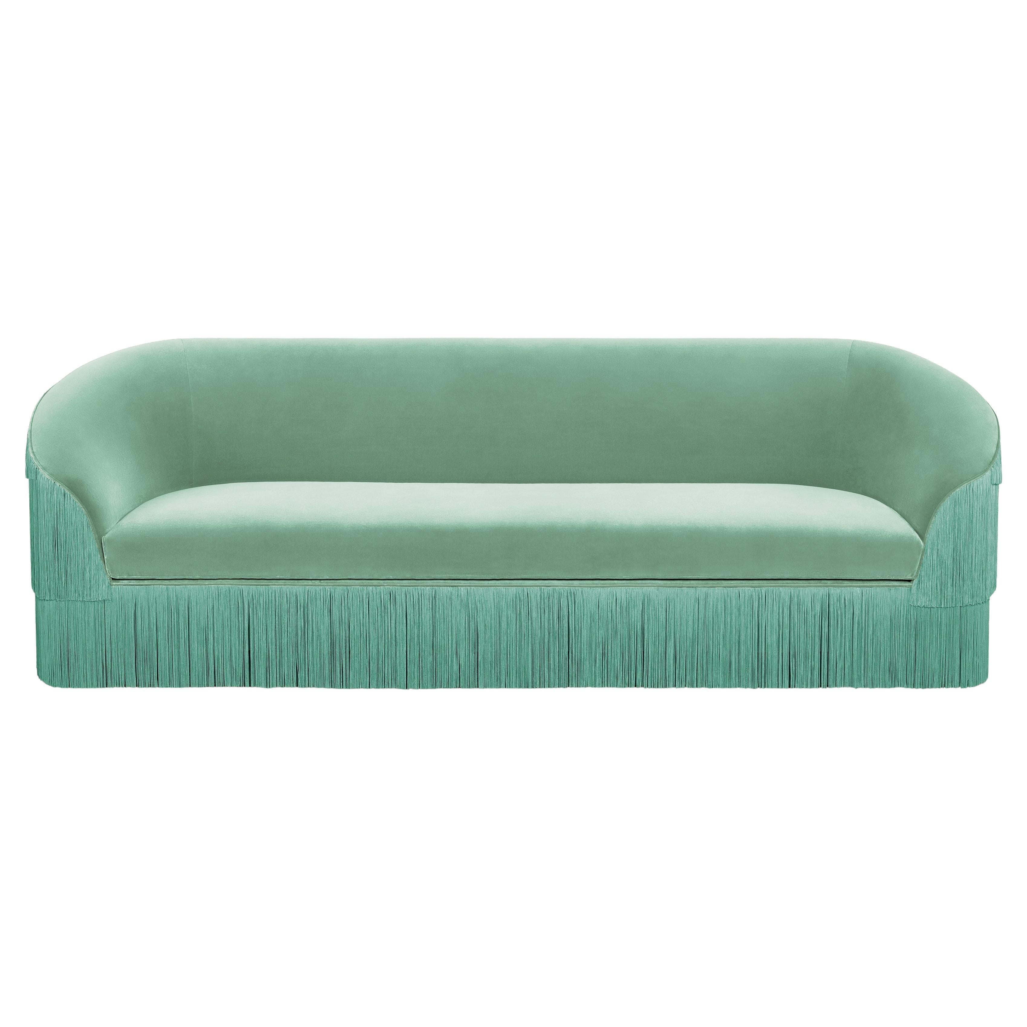 https://a.1stdibscdn.com/fringes-280-sofa-by-munna-for-sale/f_12192/f_436014521739383972070/f_43601452_1739383973207_bg_processed.jpg