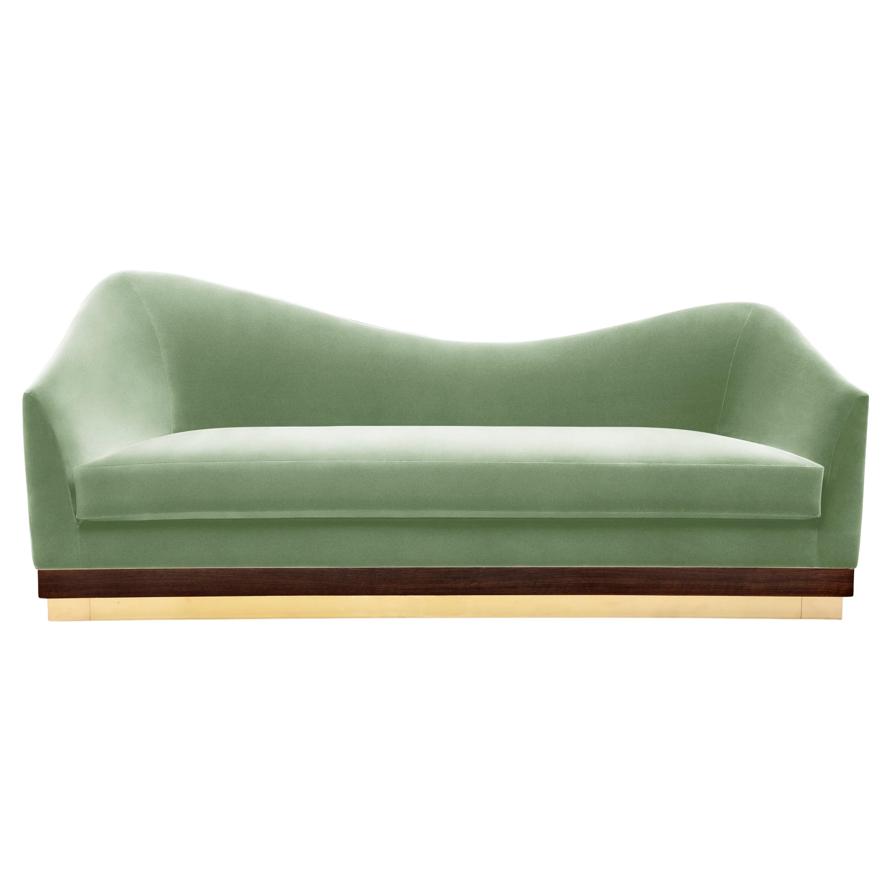 https://a.1stdibscdn.com/hughes-240-sofa-by-munna-for-sale/f_12192/f_436194421739471480732/f_43619442_1739471482004_bg_processed.jpg