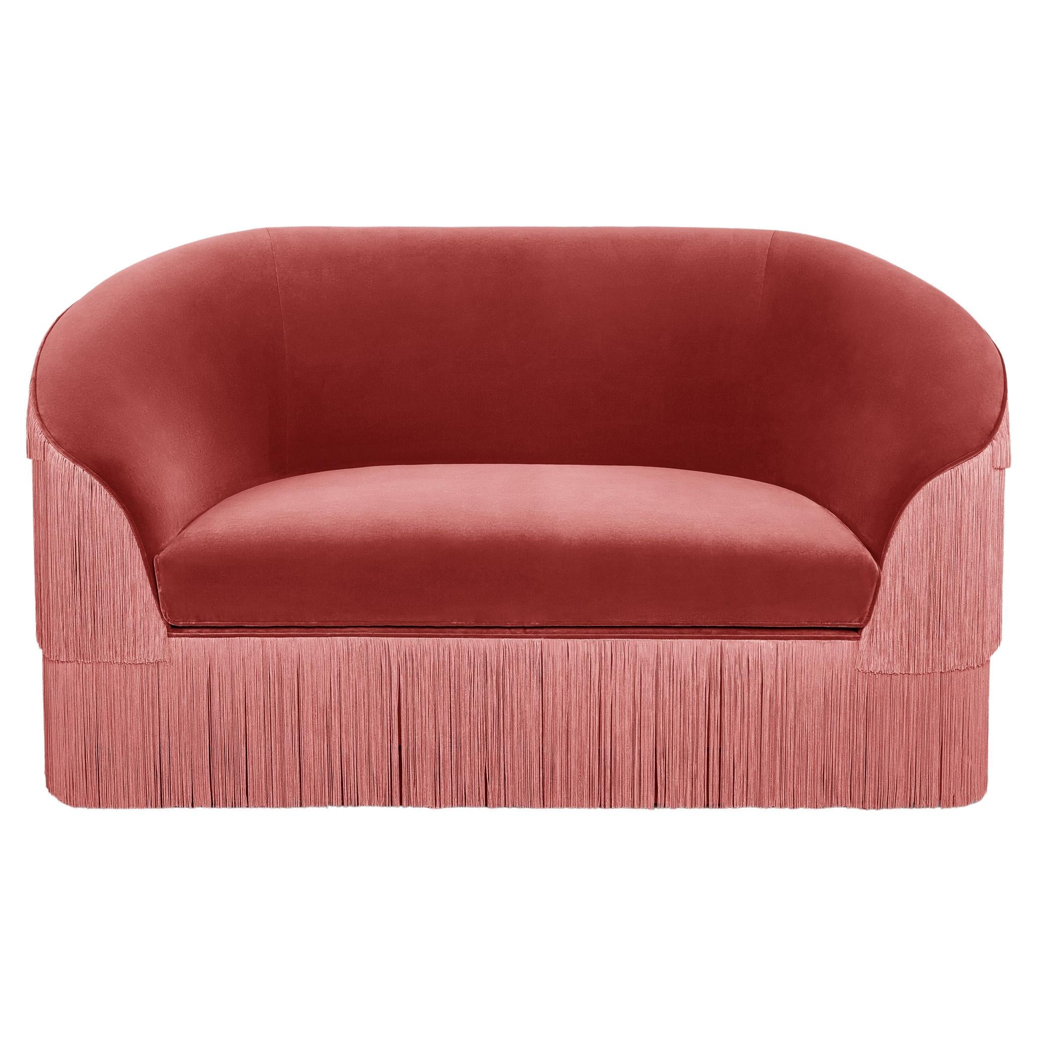 https://a.1stdibscdn.com/fringes-2-seat-sofa-by-munna-for-sale/f_12192/f_436302821739546649159/f_43630282_1739546649789_bg_processed.jpg